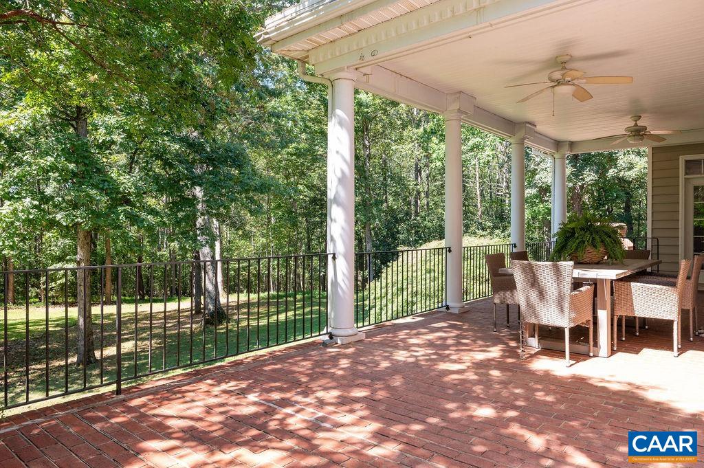 200 TURKS MOUNTAIN TRL