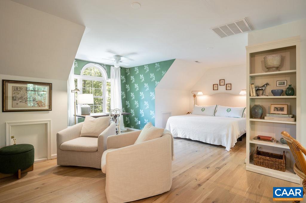 200 TURKS MOUNTAIN TRL