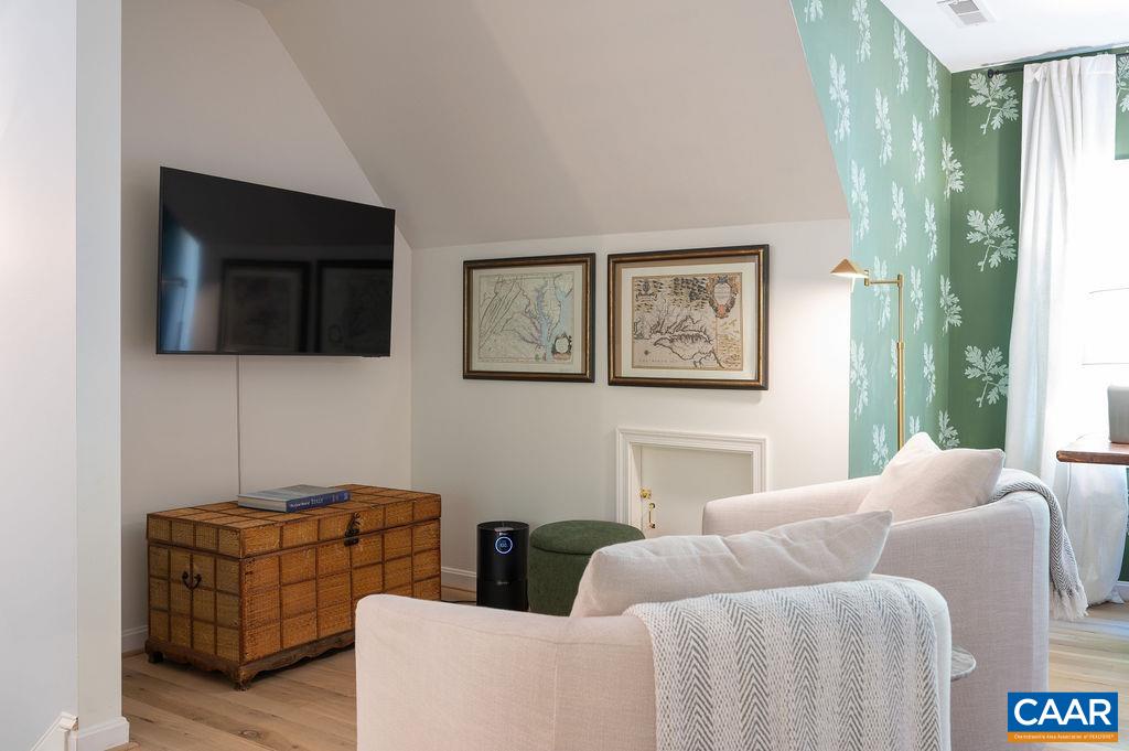 200 TURKS MOUNTAIN TRL