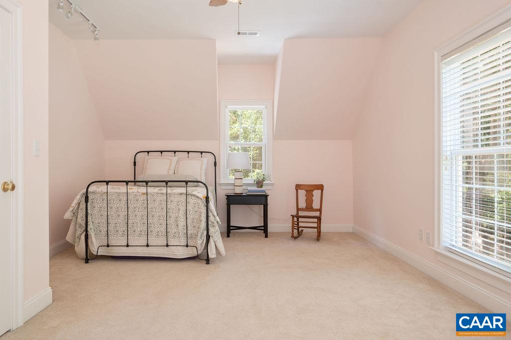 200 TURKS MOUNTAIN TRL