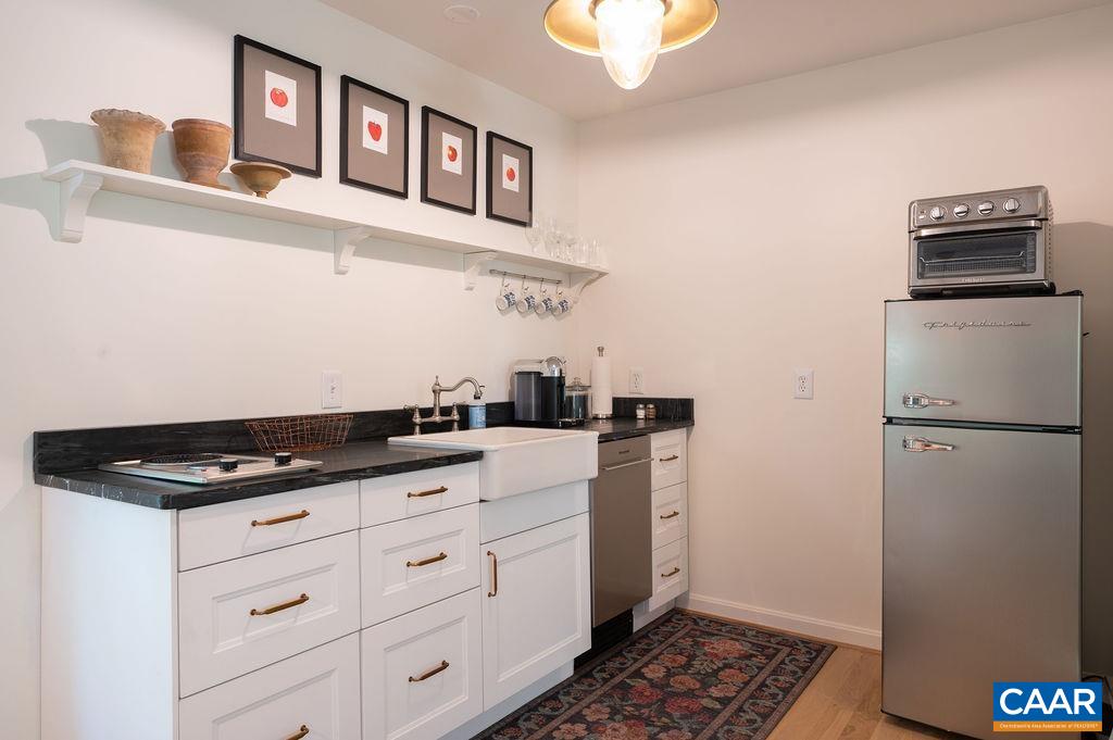 200 TURKS MOUNTAIN TRL