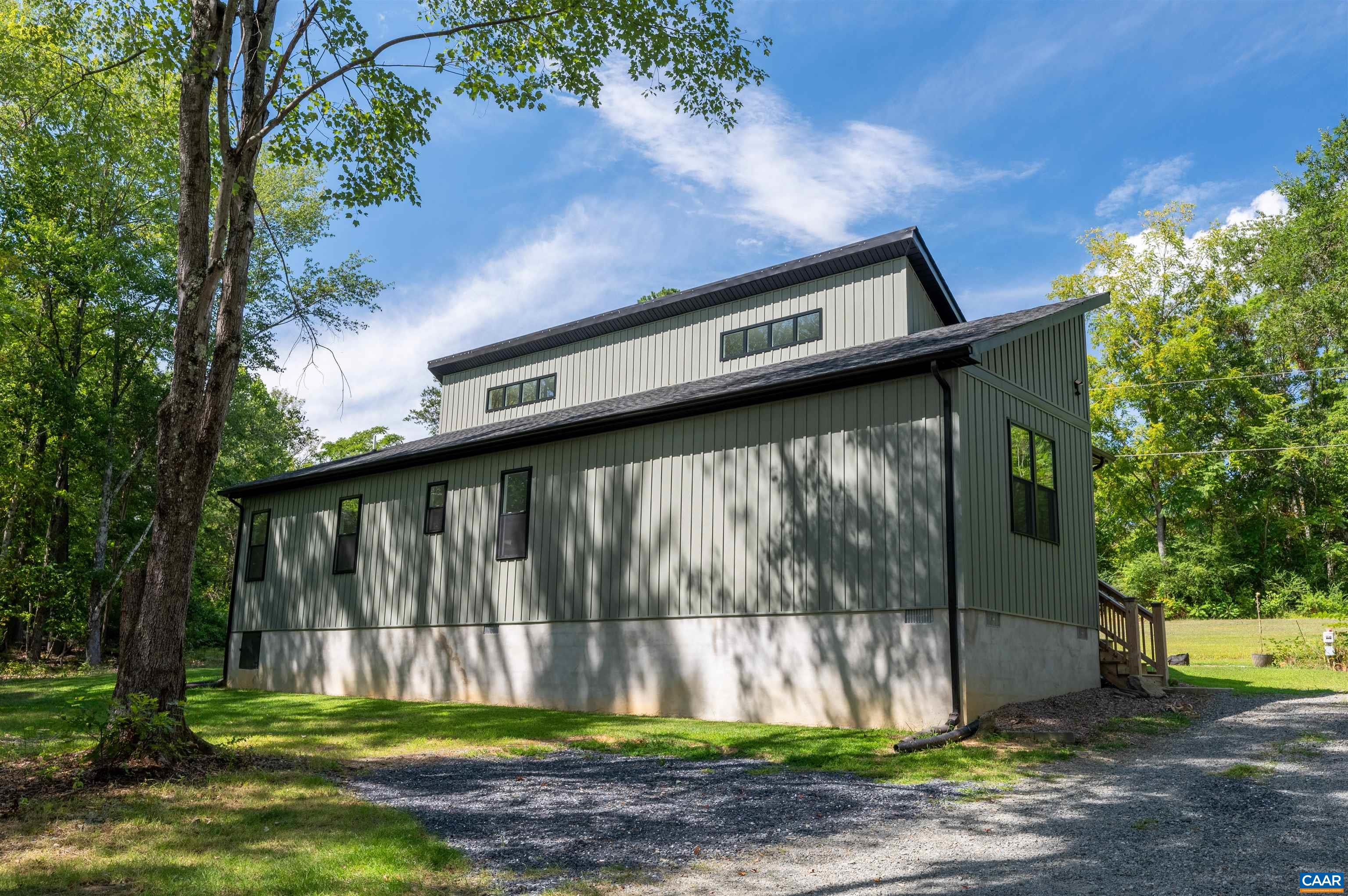 8026 ALBEVANNA SPRING RD