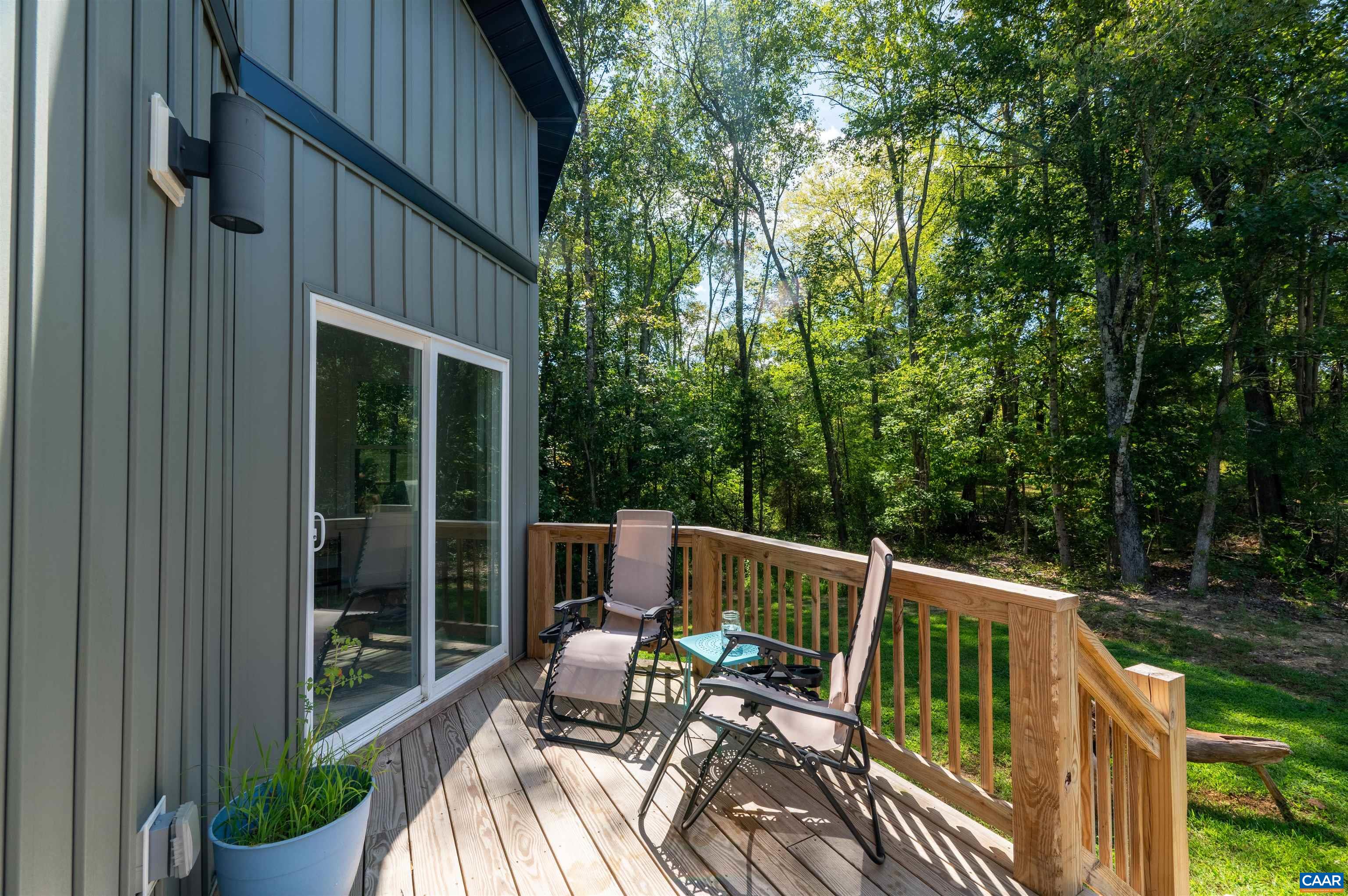 8026 ALBEVANNA SPRING RD