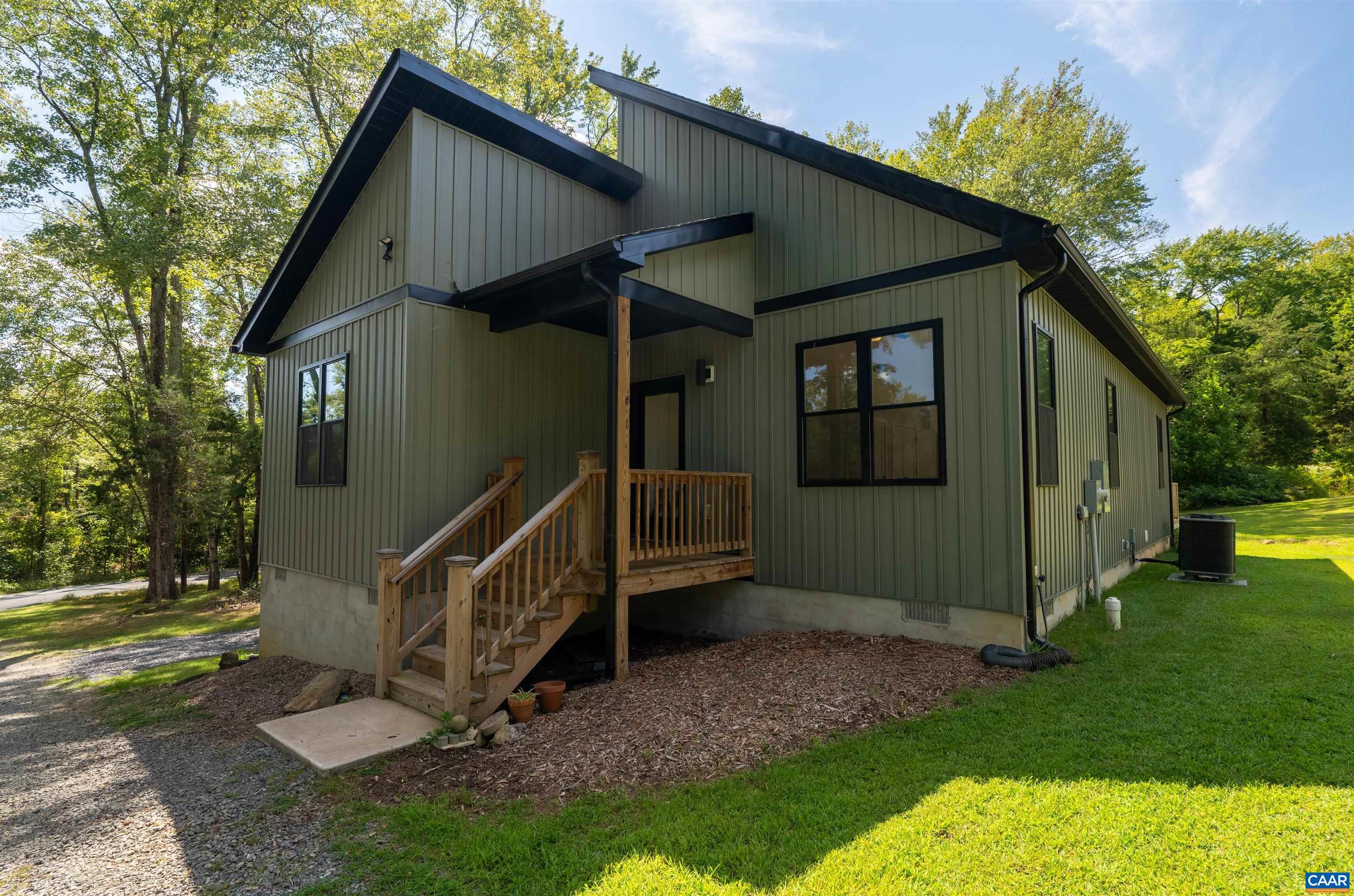 8026 ALBEVANNA SPRING RD