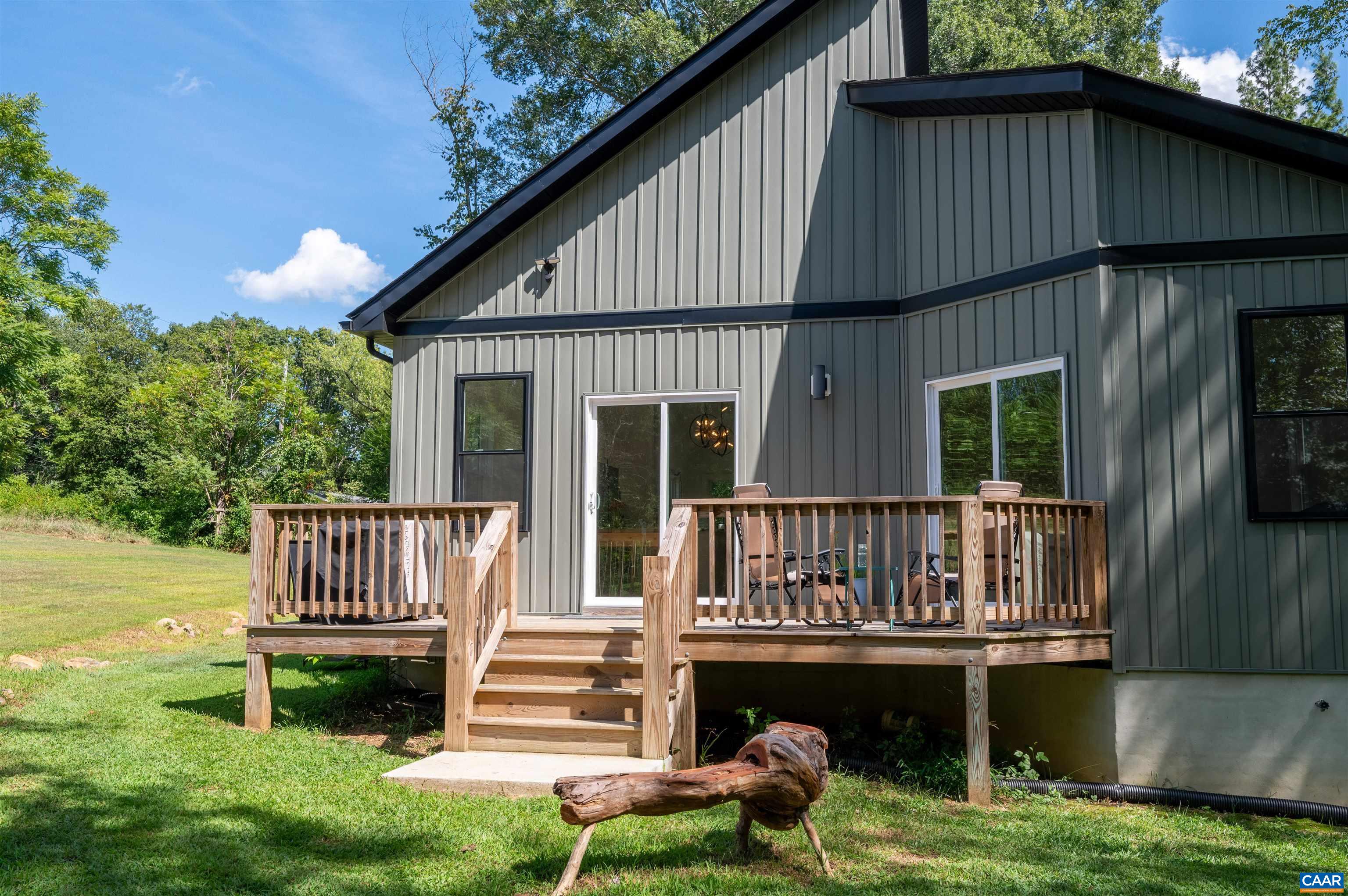 8026 ALBEVANNA SPRING RD