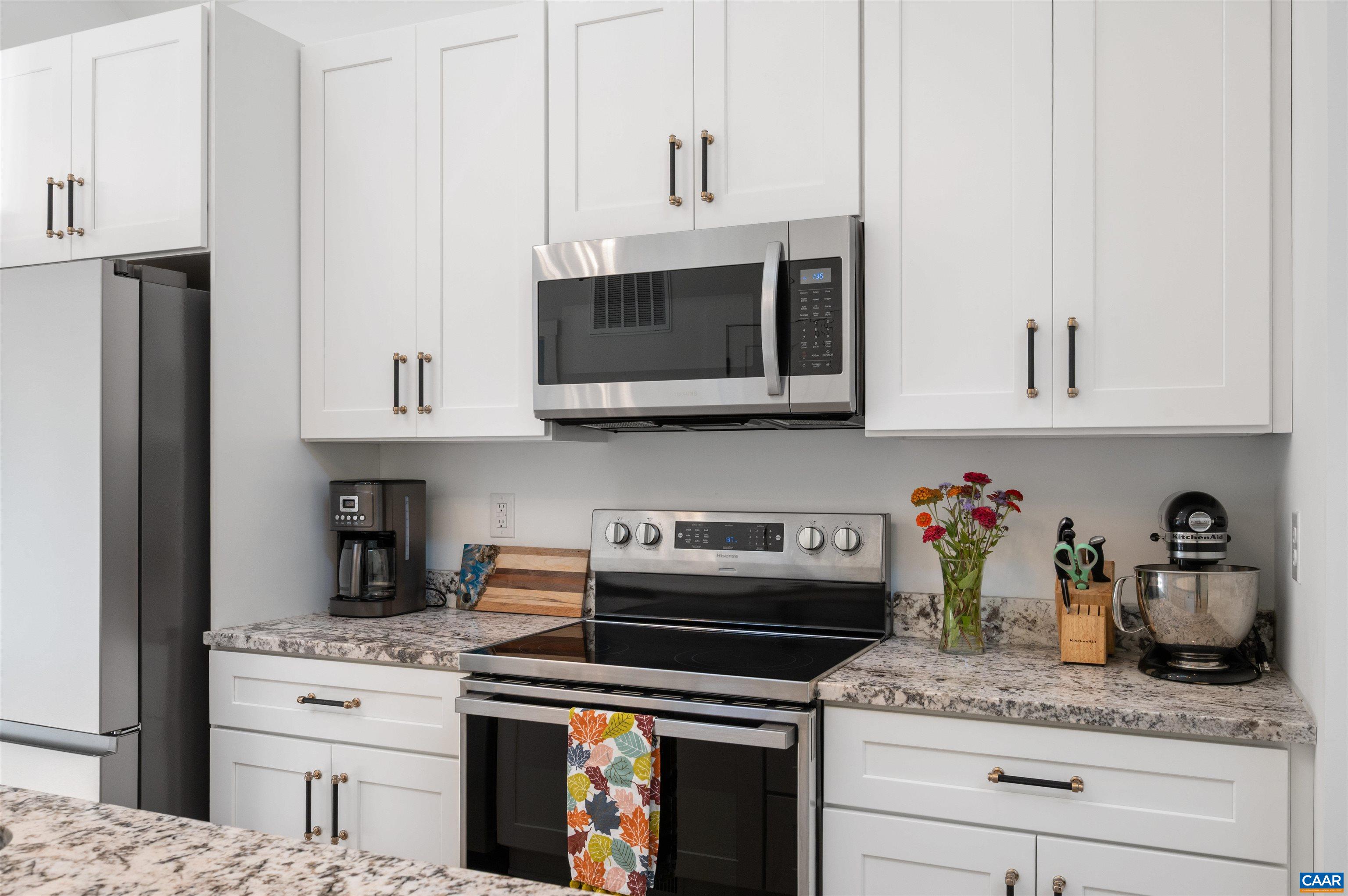 8026 ALBEVANNA SPRING RD