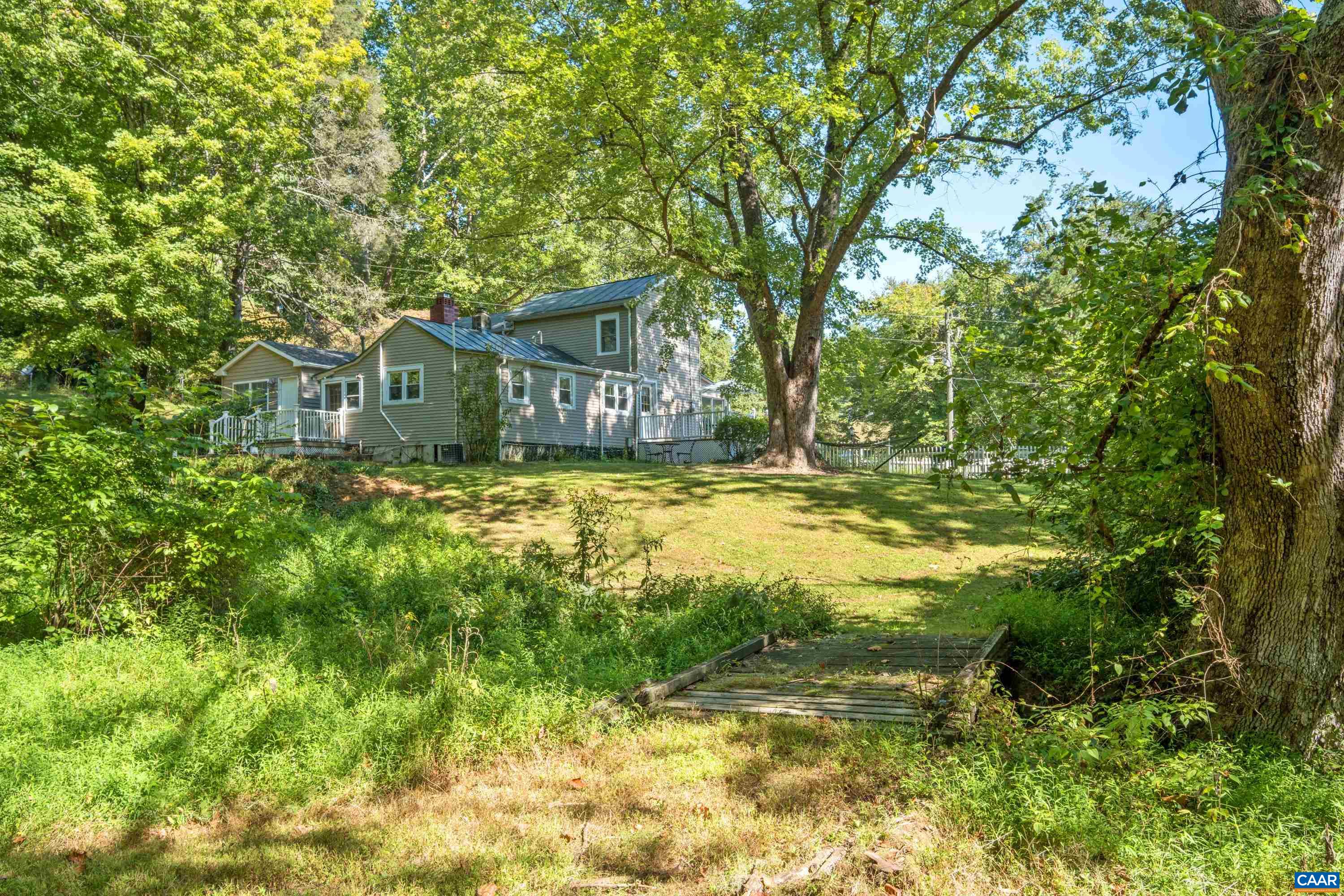 299 SUNRISE DR