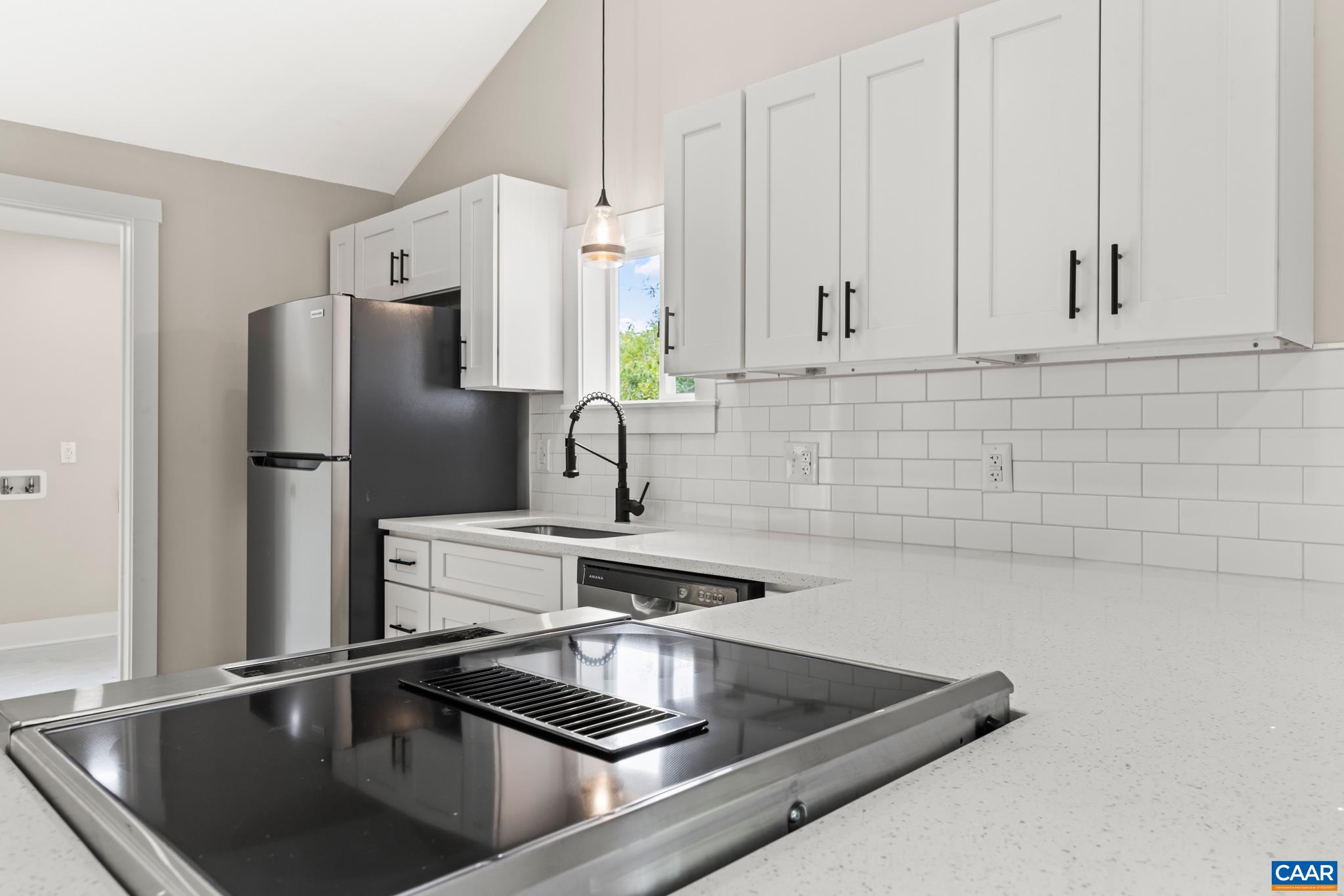 2157 THOMAS JEFFERSON PKWY