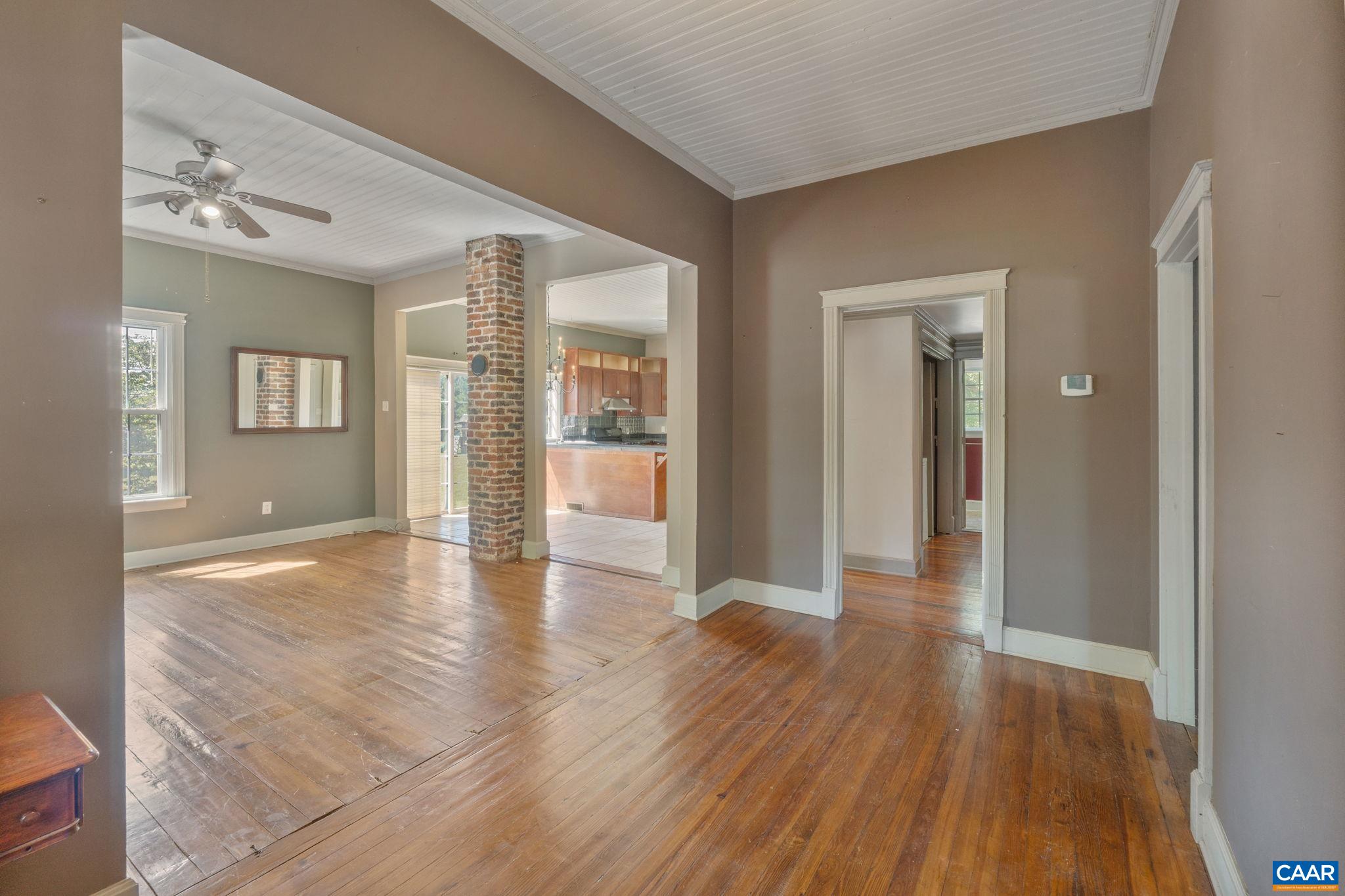 26171 N JAMES MADISON HWY