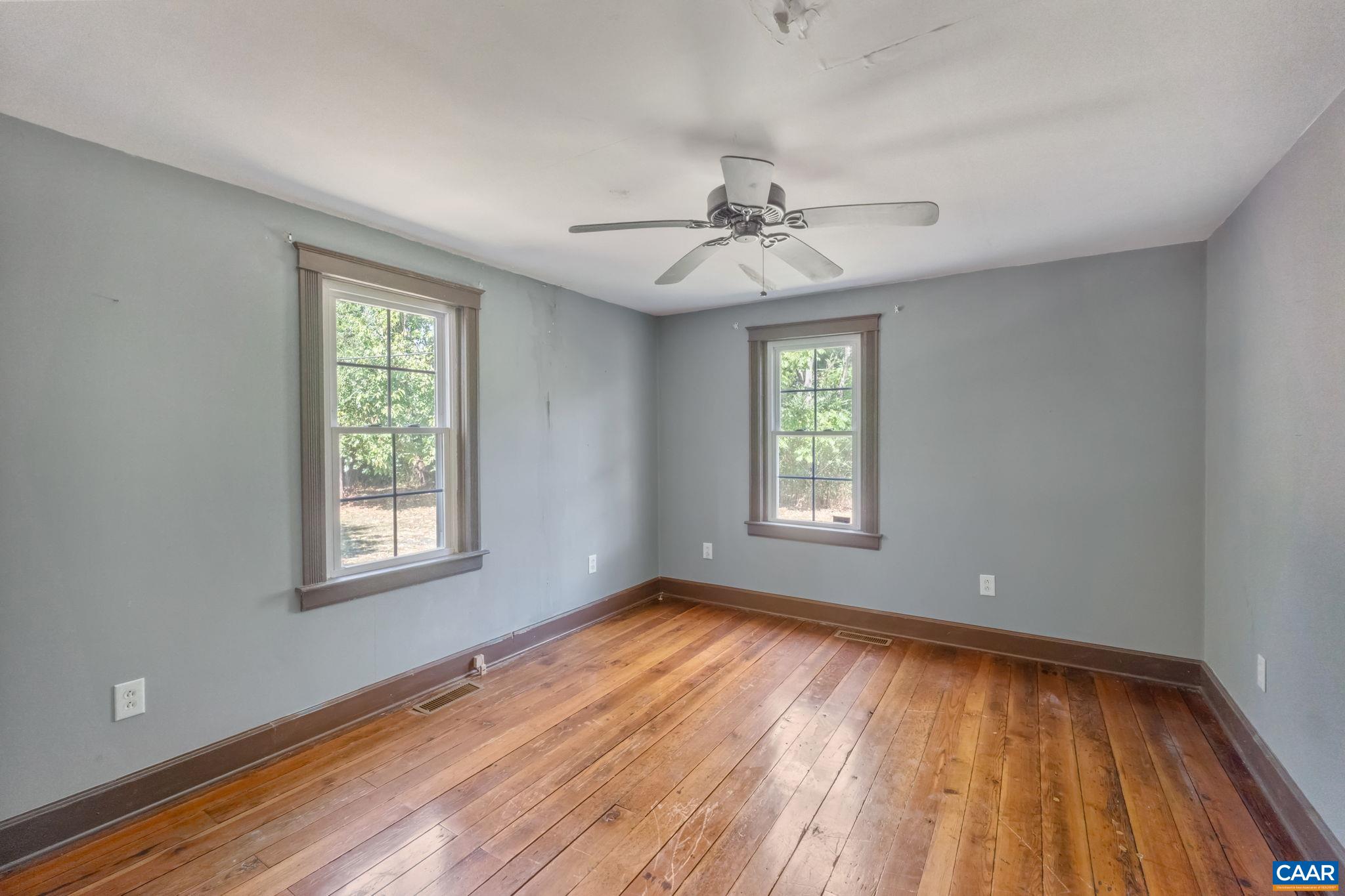 26171 N JAMES MADISON HWY