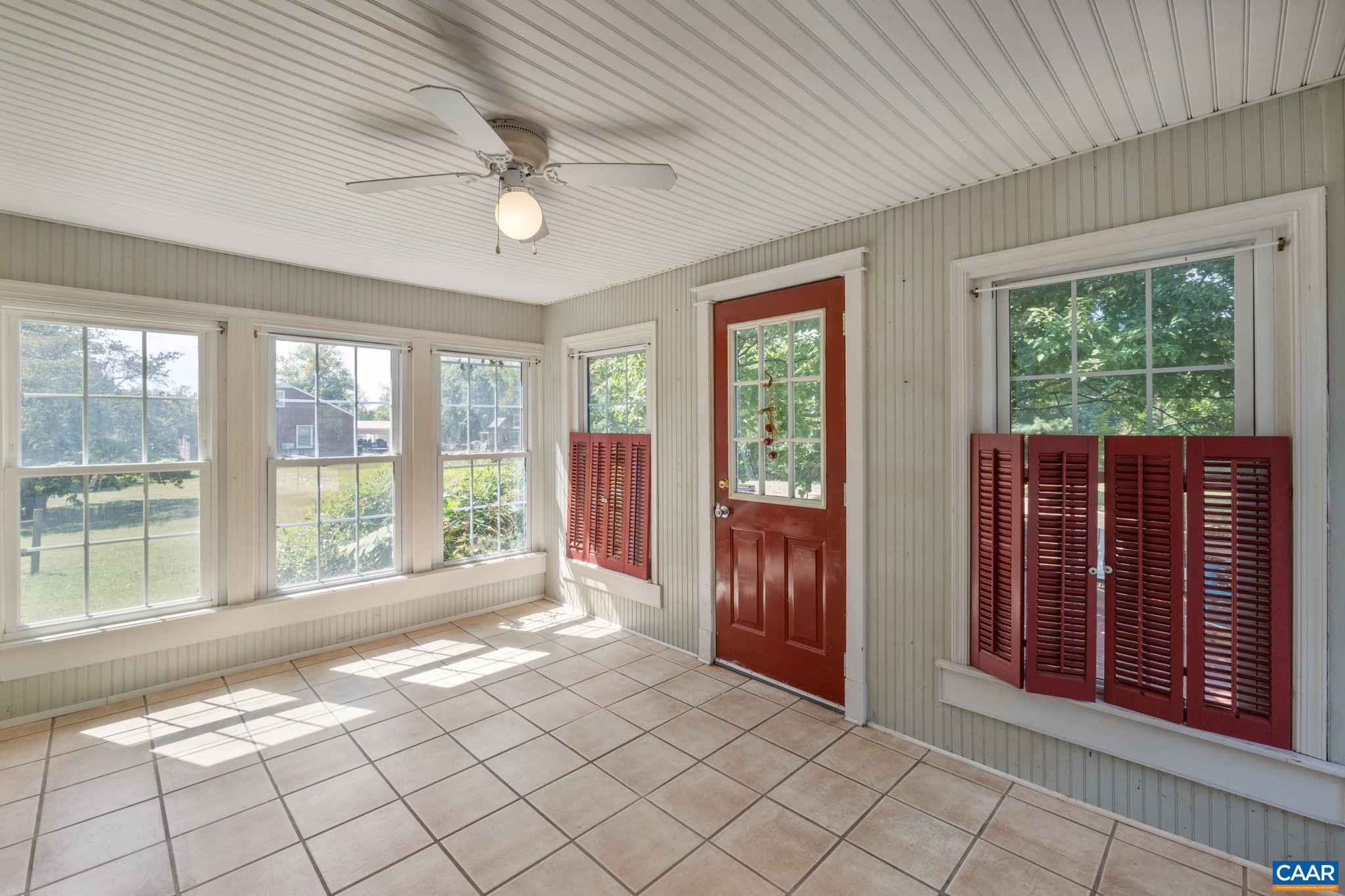 26171 N JAMES MADISON HWY