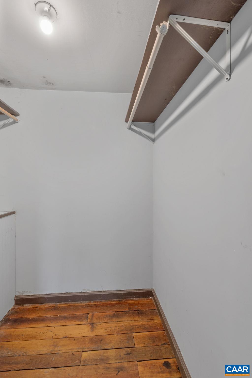 26171 N JAMES MADISON HWY