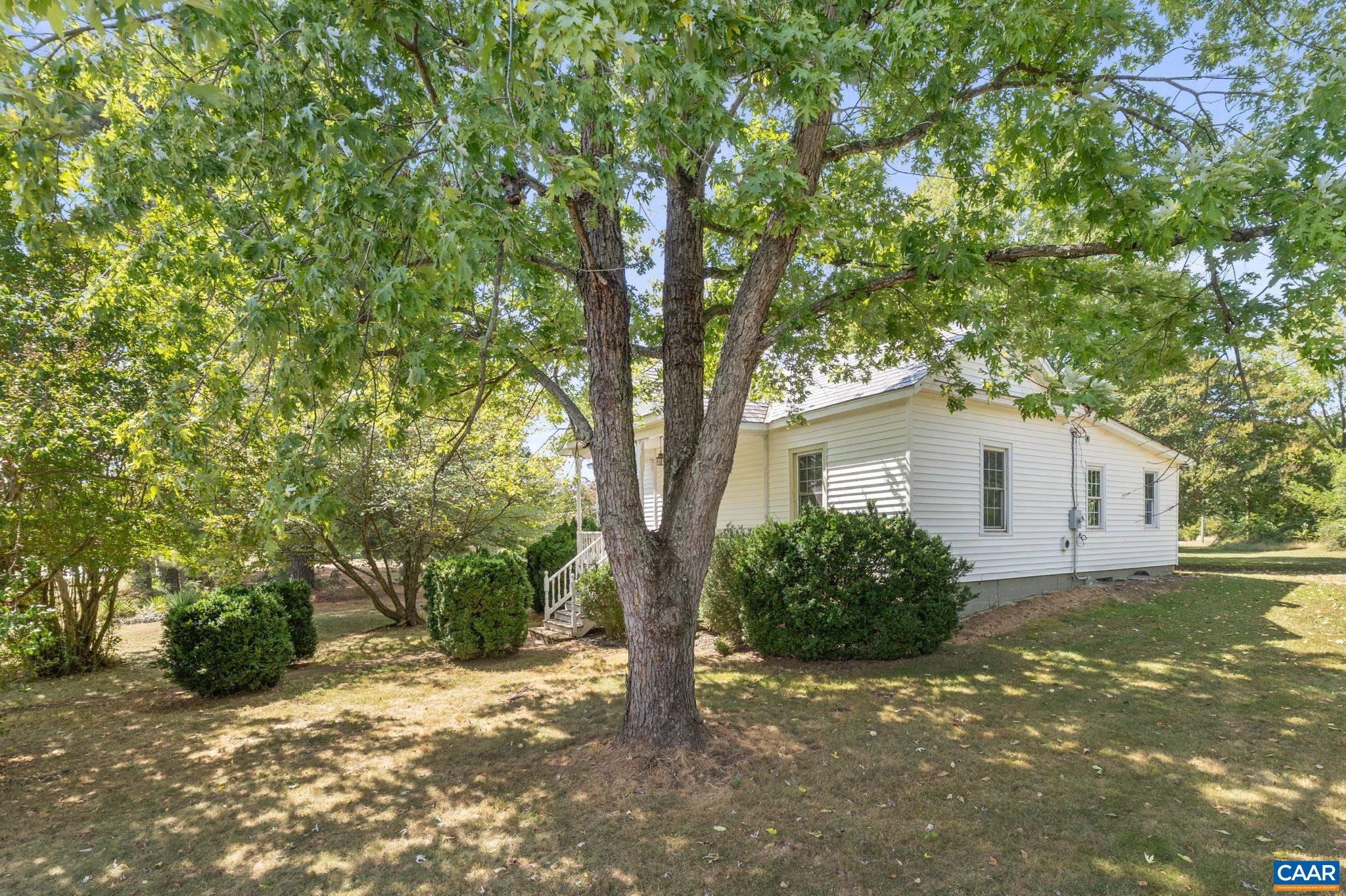 26171 N JAMES MADISON HWY