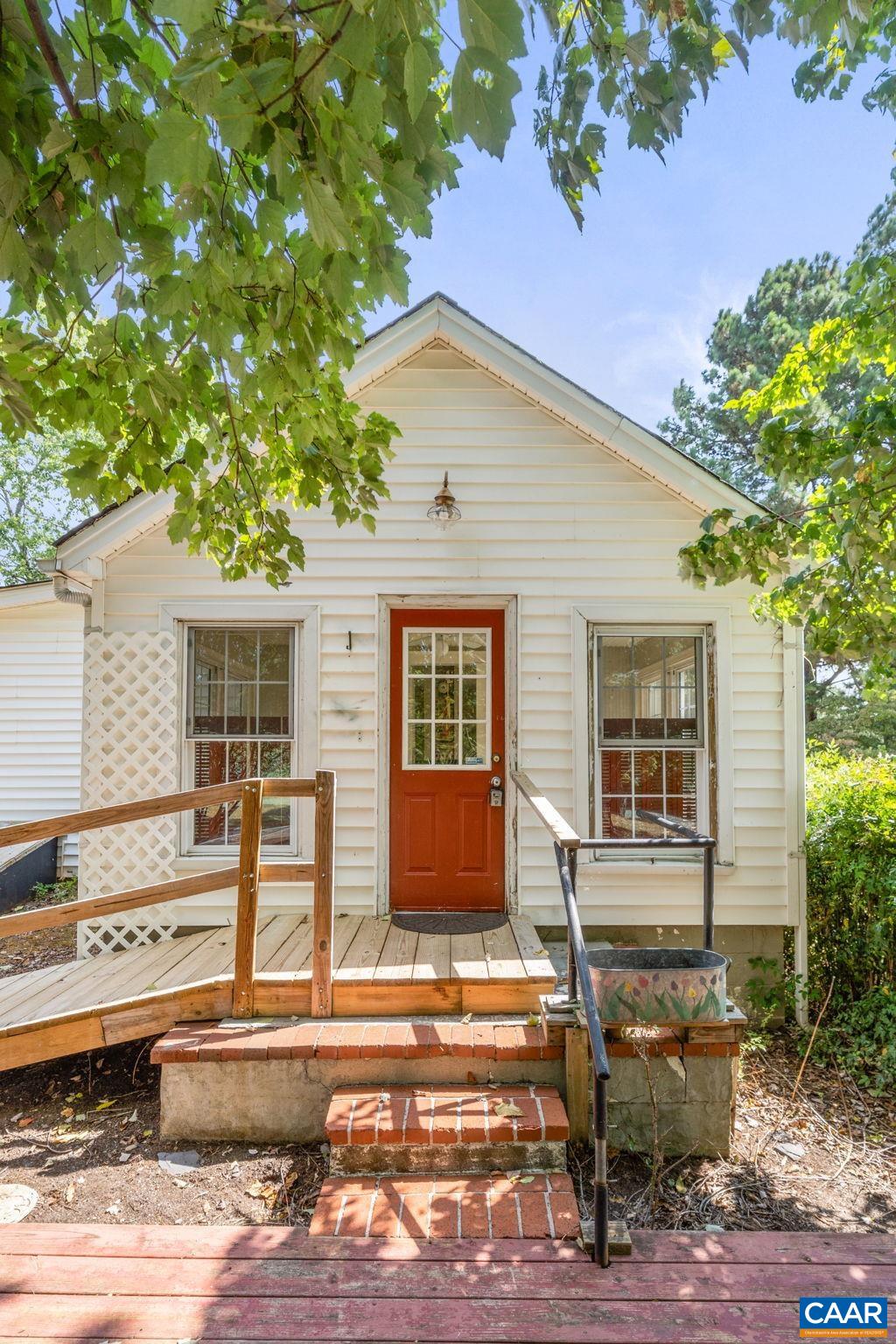 26171 N JAMES MADISON HWY