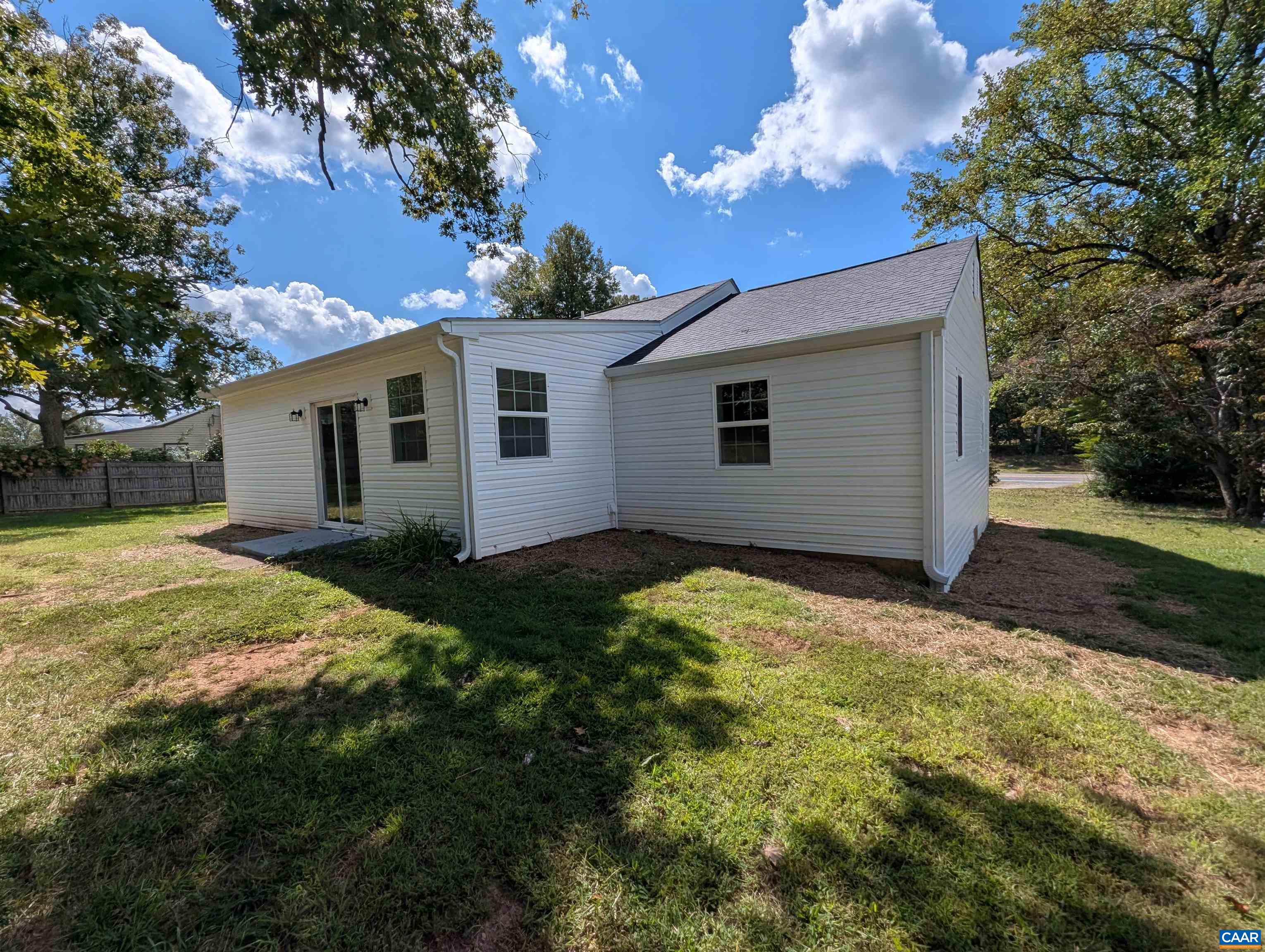 2511 SPOTSWOOD TRL