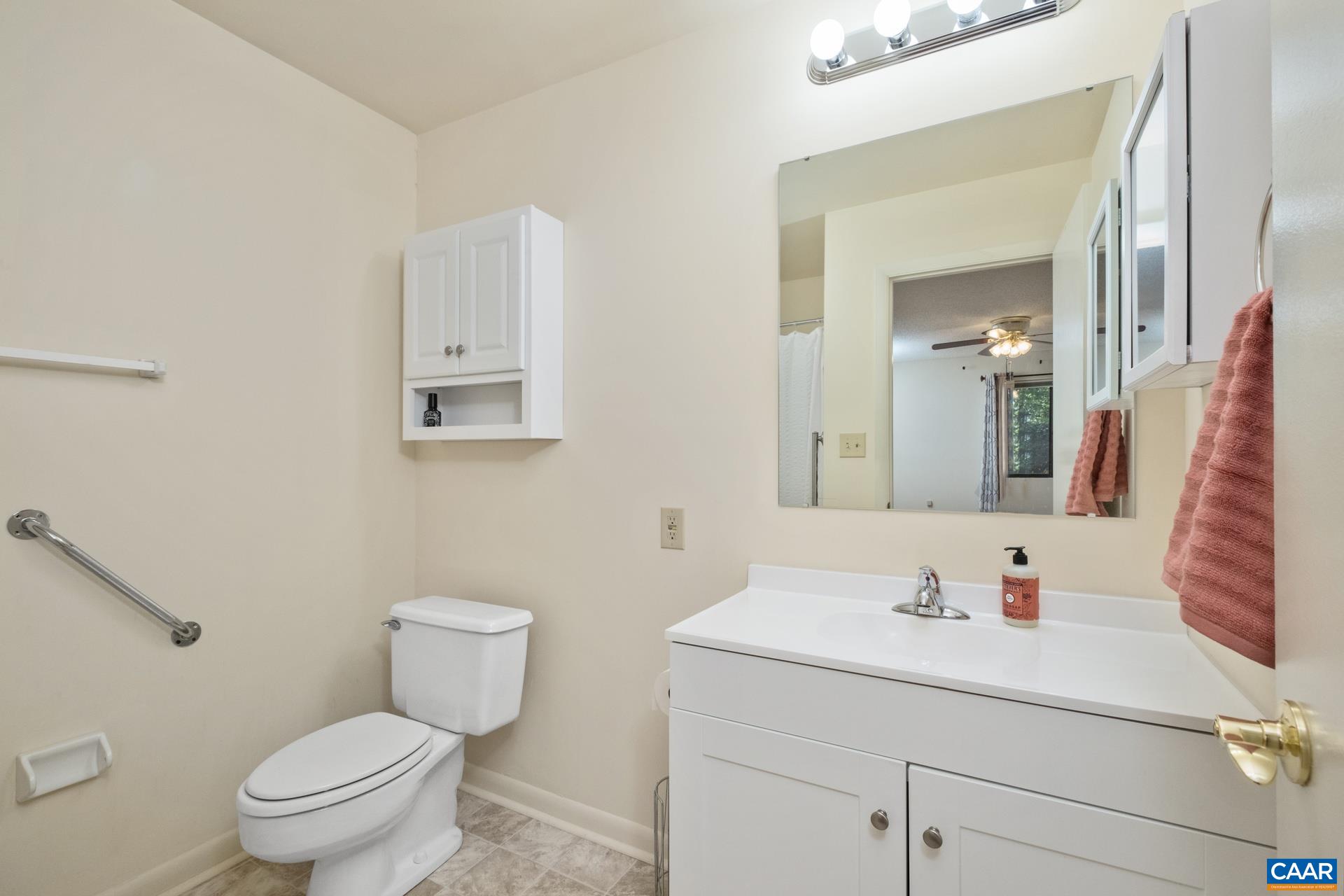 103 TURTLE CREEK RD Unit: 3