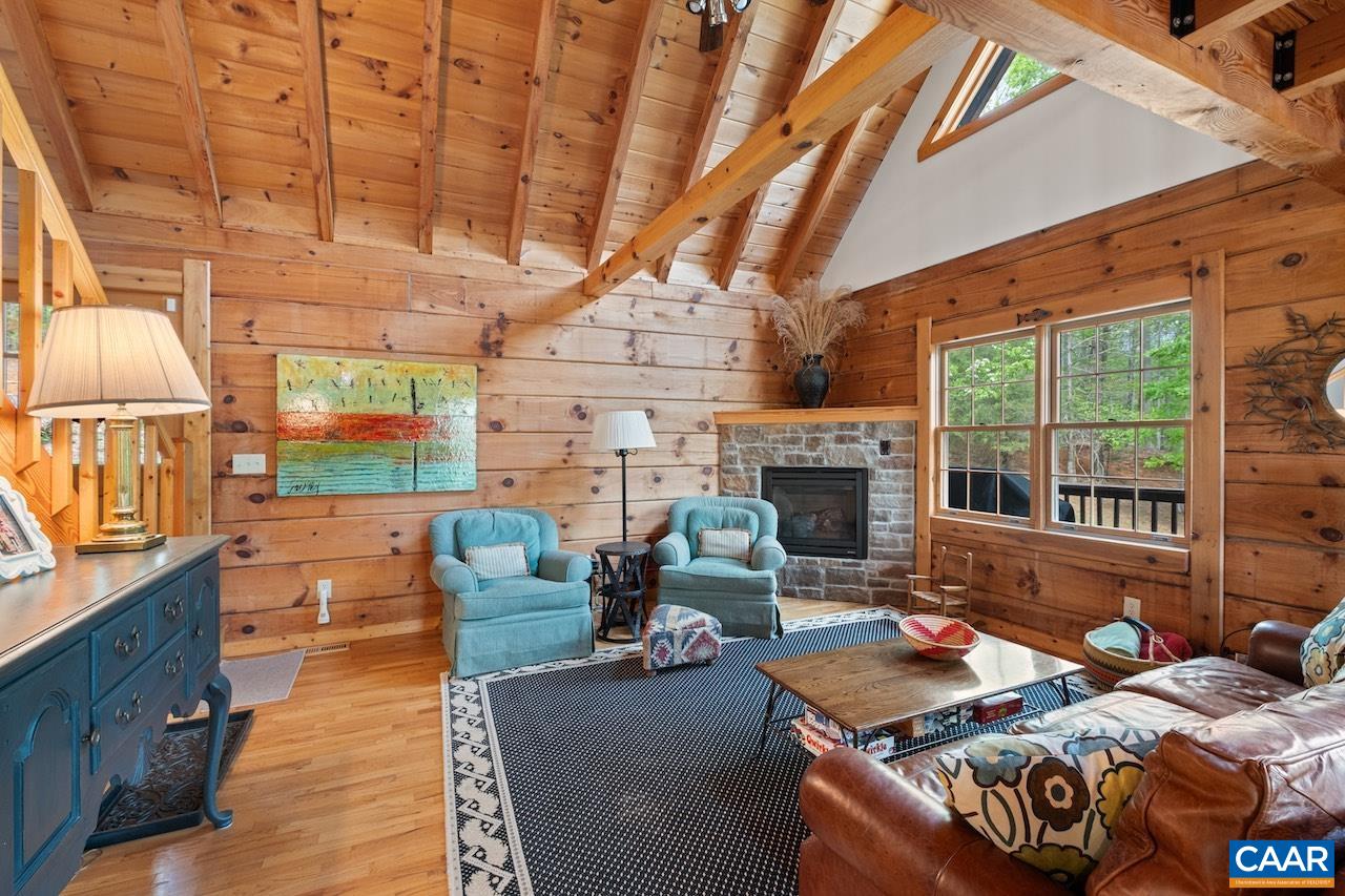 355 RIVER BLUFF LN