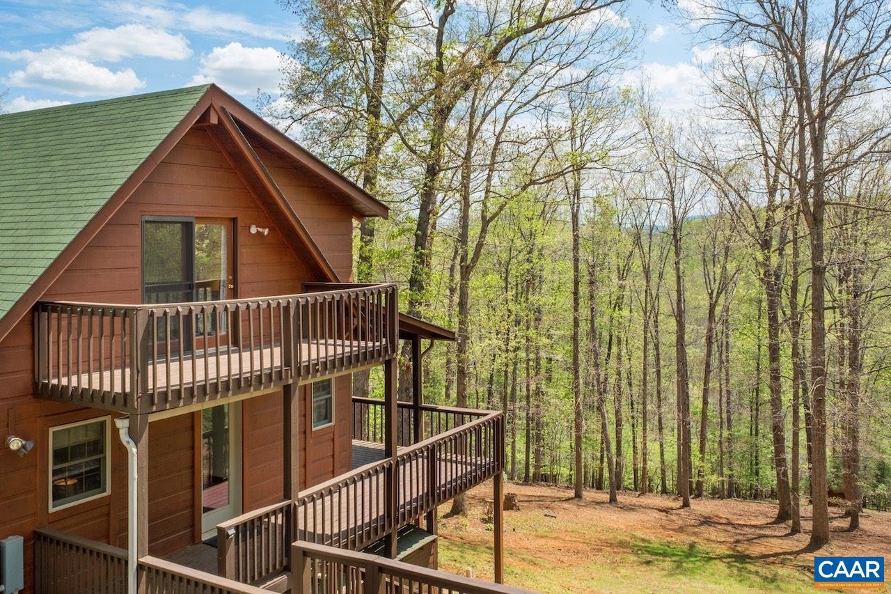 355 RIVER BLUFF LN