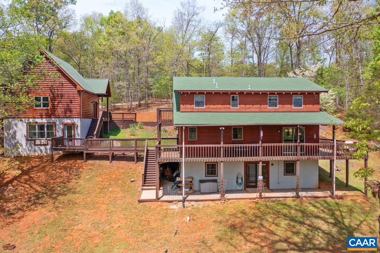 355 RIVER BLUFF LN