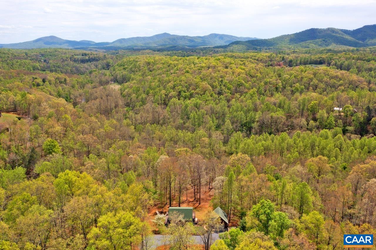 355 RIVER BLUFF LN