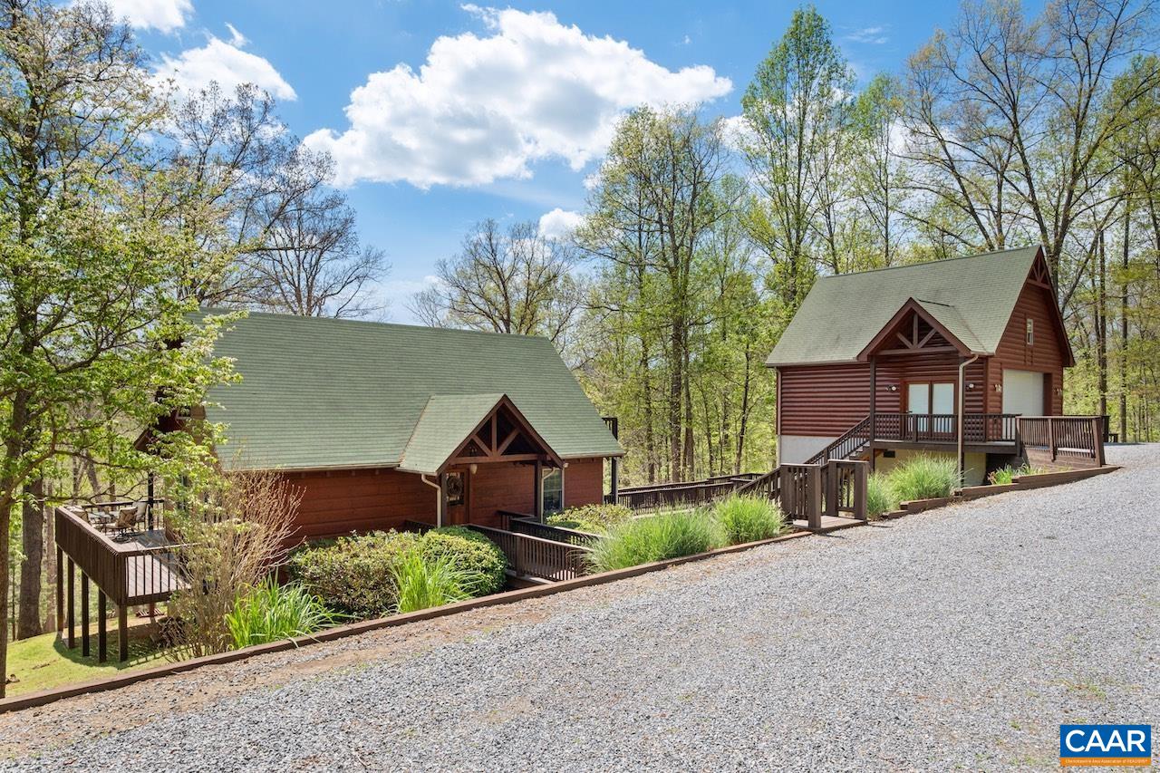 355 RIVER BLUFF LN