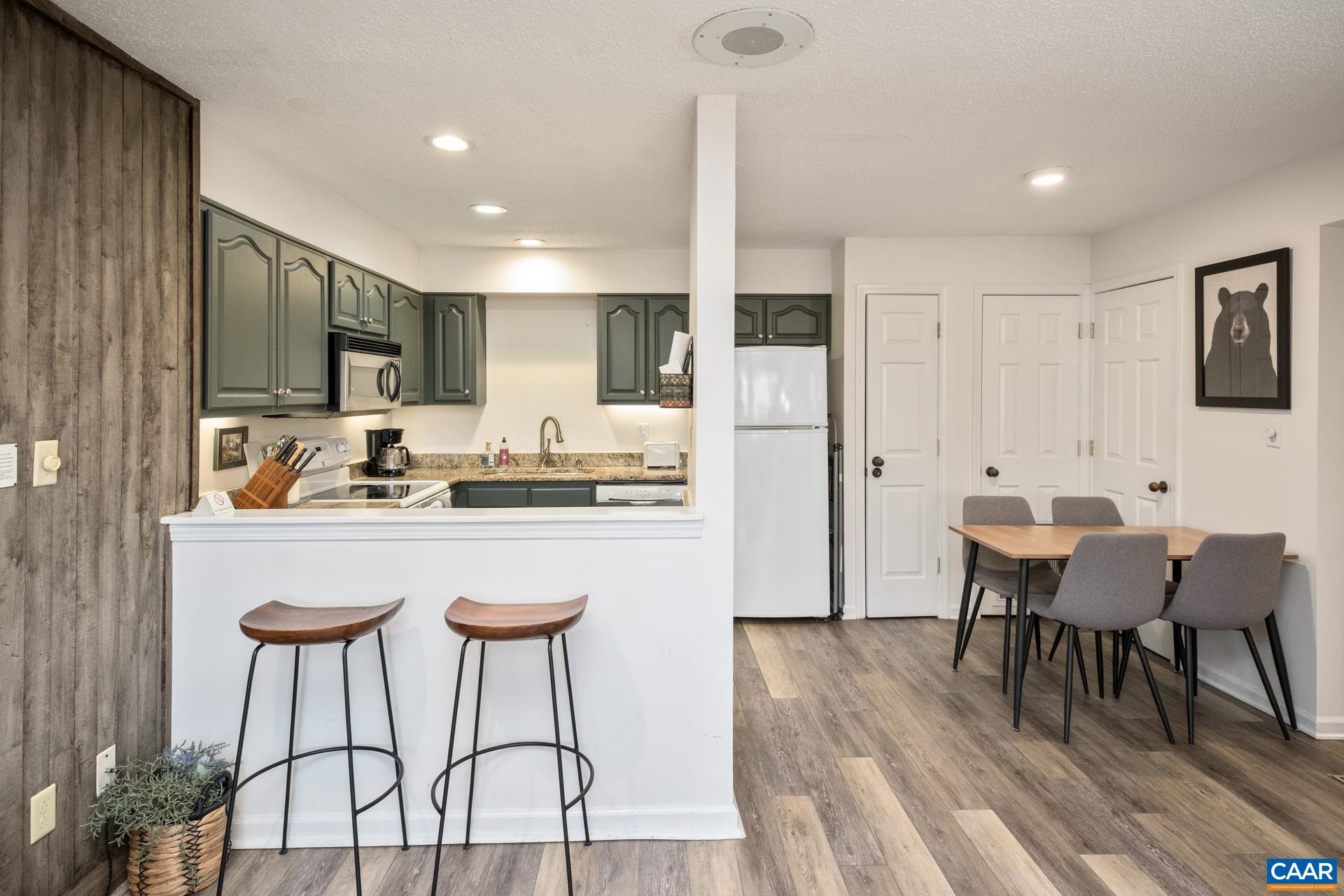 2028 STONE RIDGE CONDOS