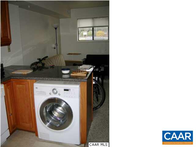 2104 JEFFERSON PARK AVE