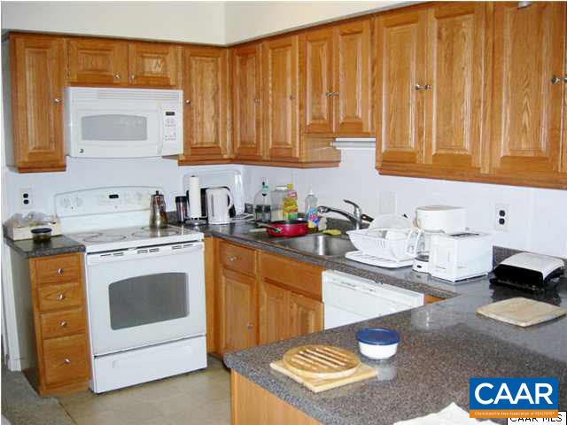 2104 JEFFERSON PARK AVE