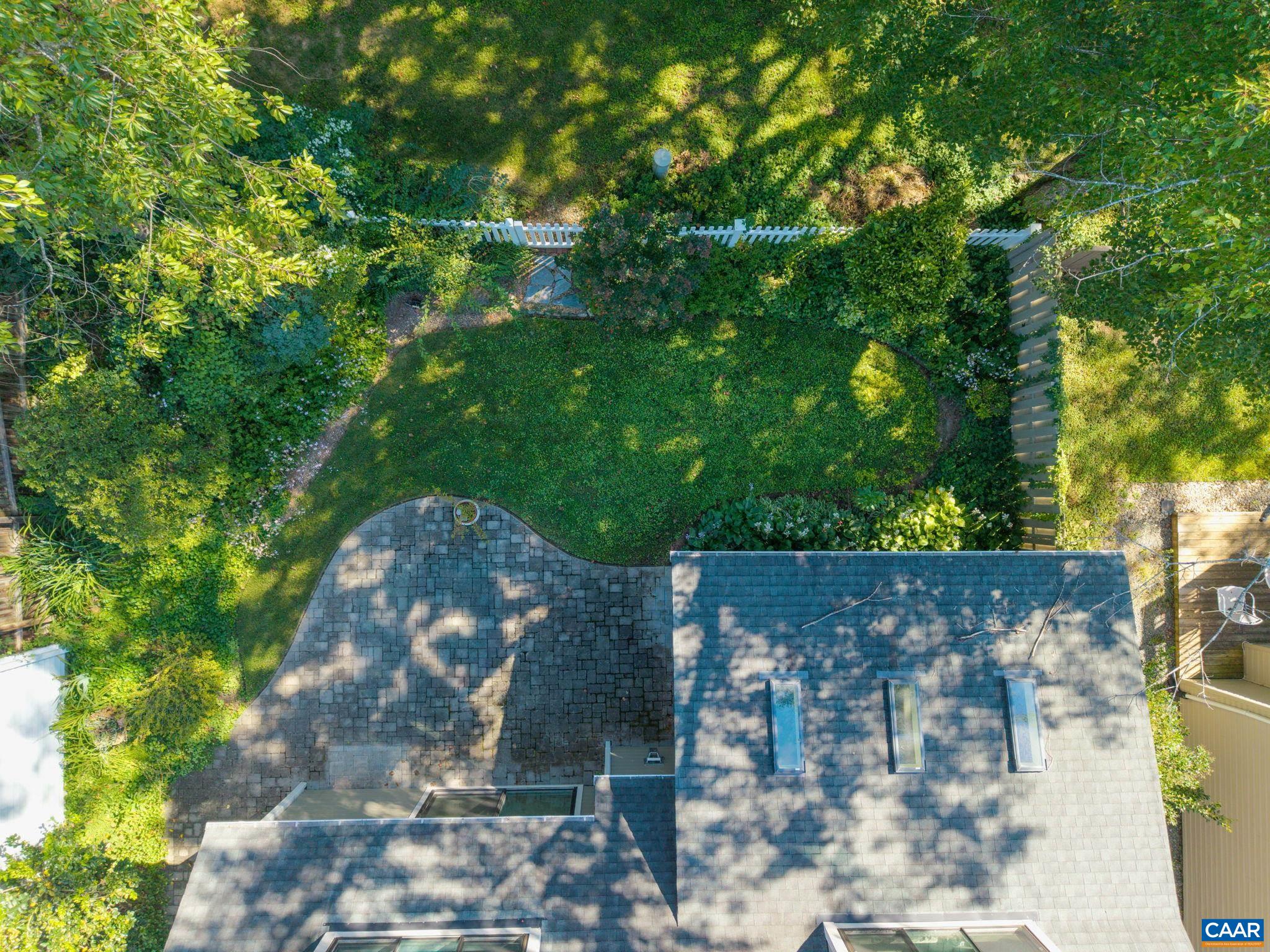1467 MONTEREY DR