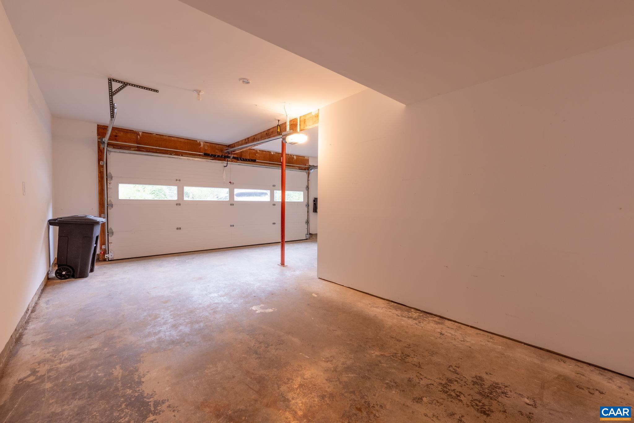 1467 MONTEREY DR