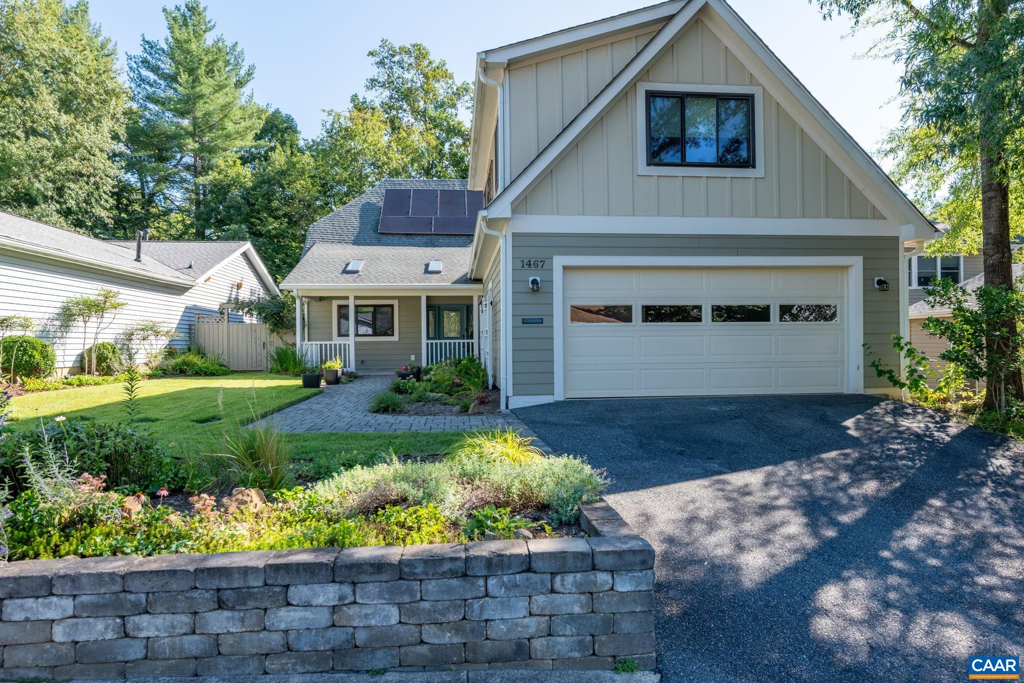 1467 MONTEREY DR