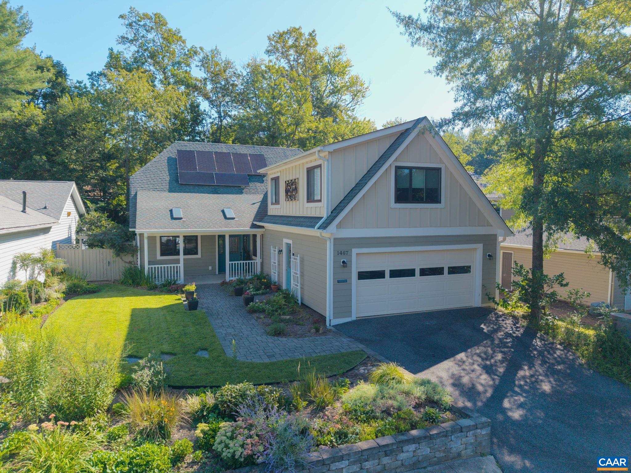 1467 MONTEREY DR