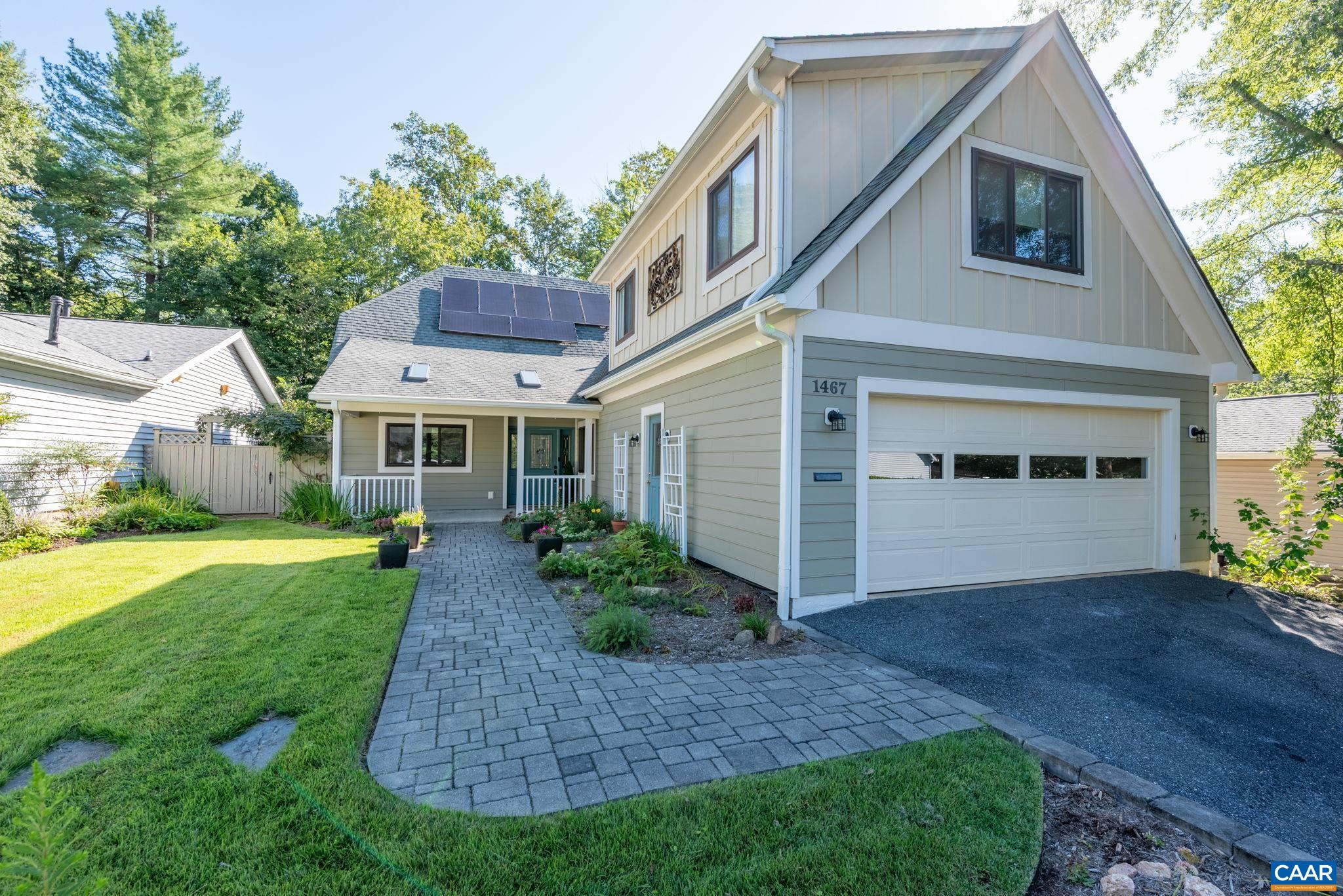 1467 MONTEREY DR
