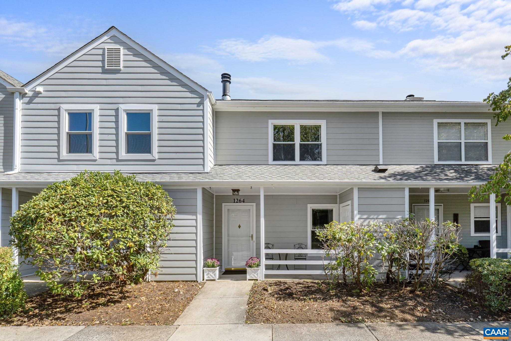 1264 MAPLE VIEW DR