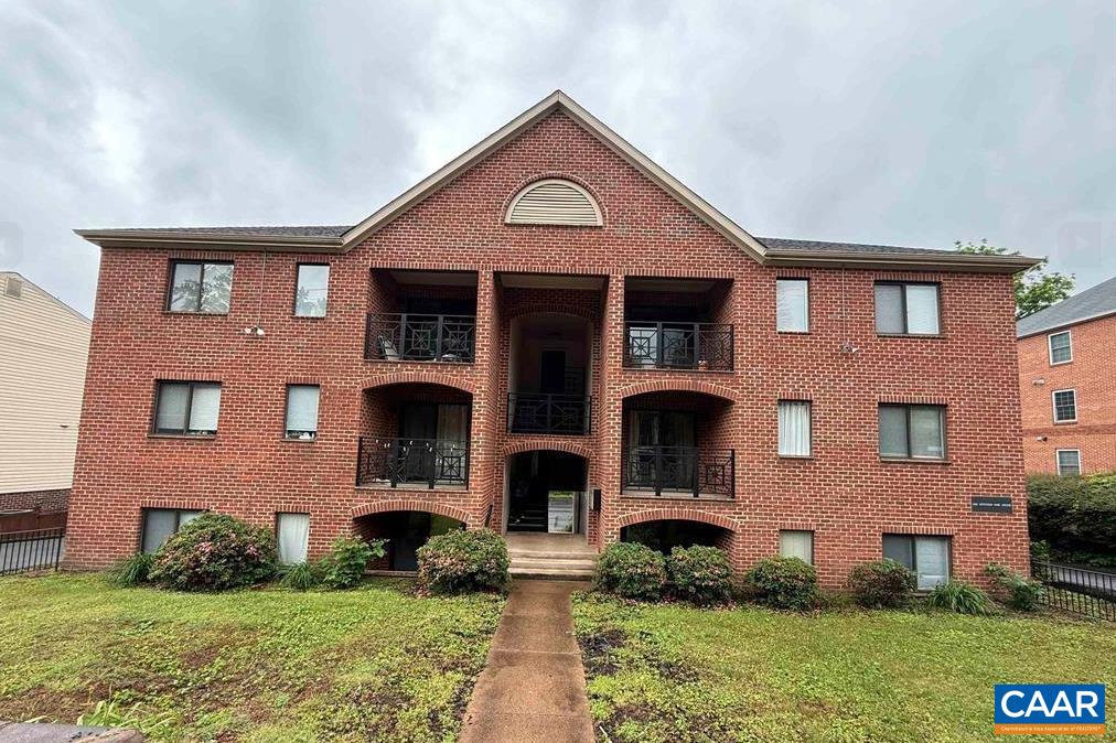 2108 JEFFERSON PARK AVE