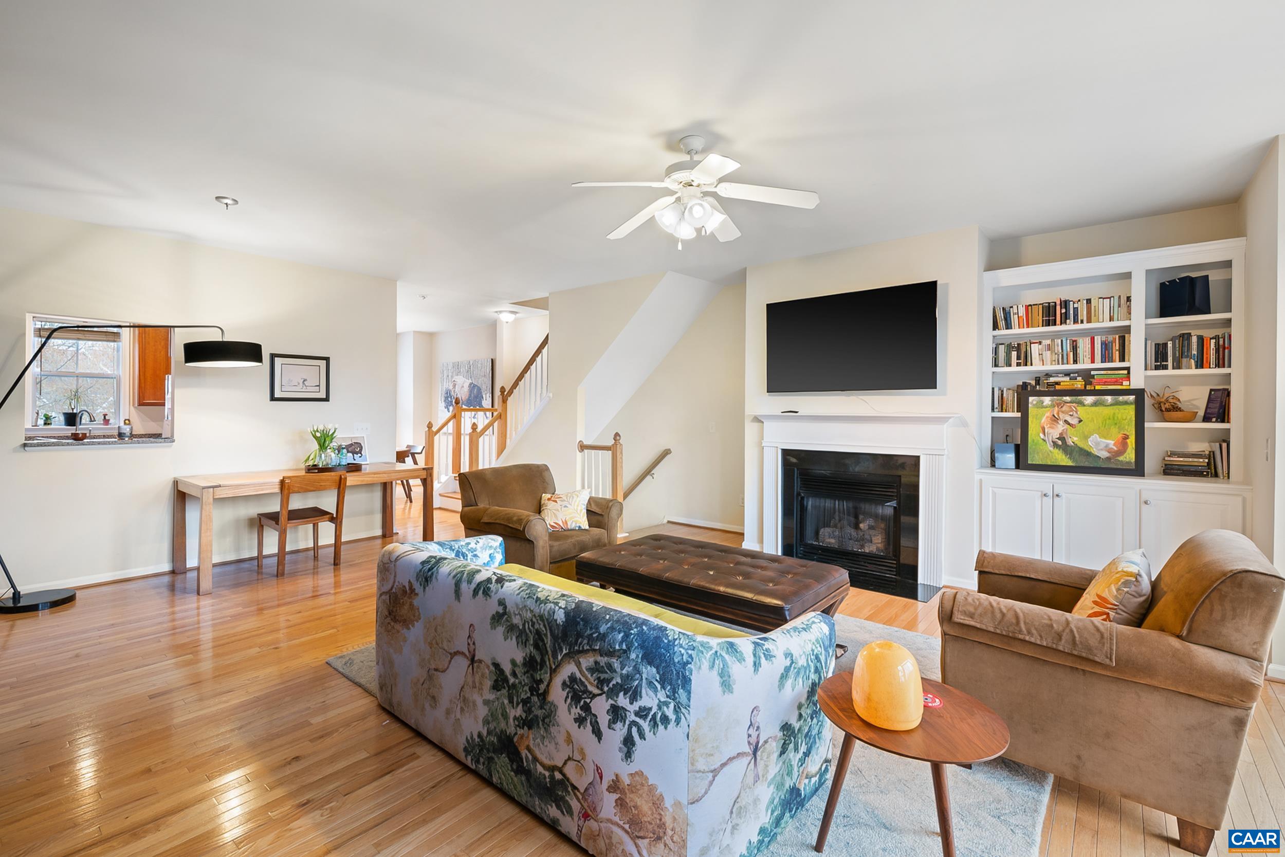 106 MELBOURNE PRK Unit: F