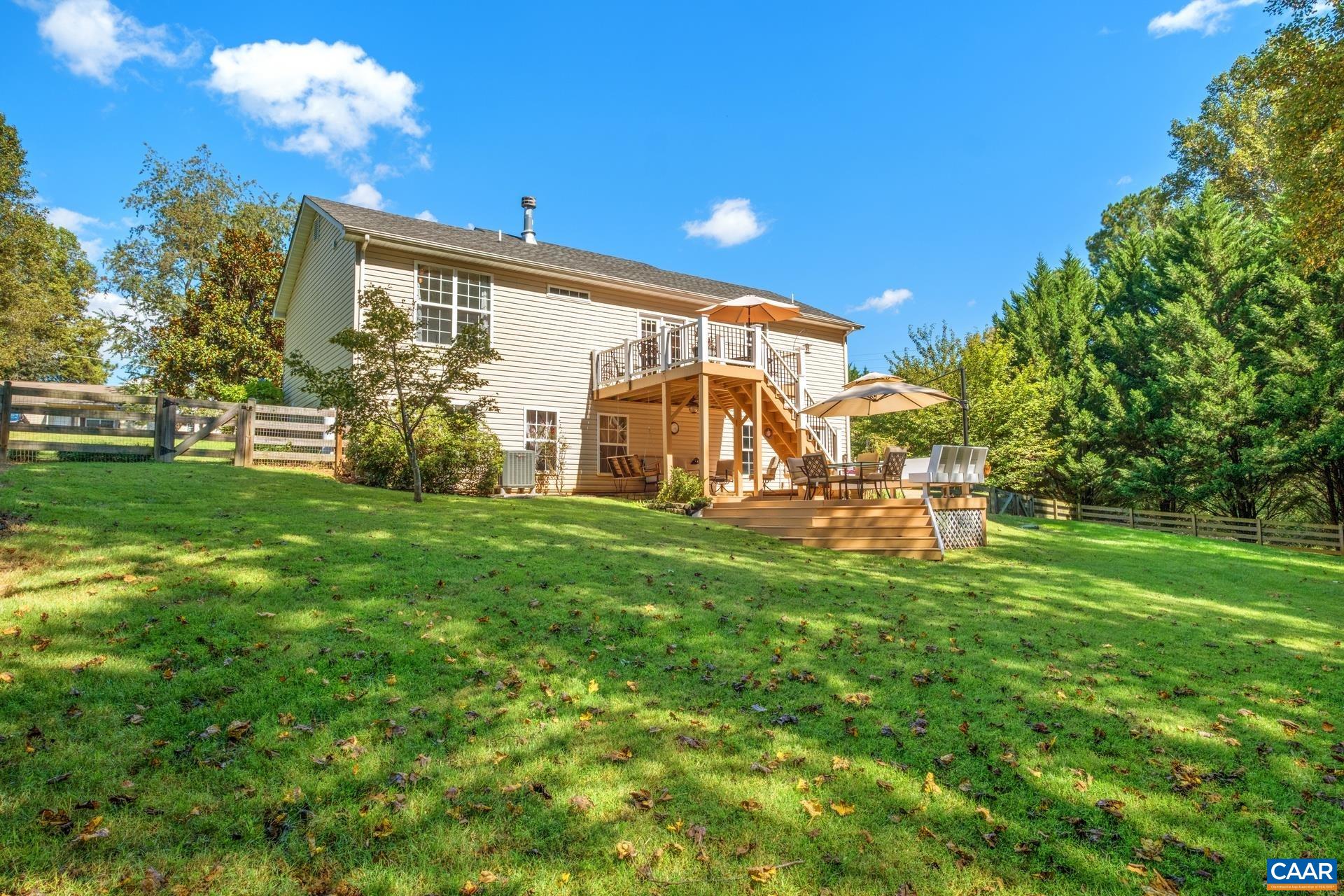 15 NARCISSUS RD