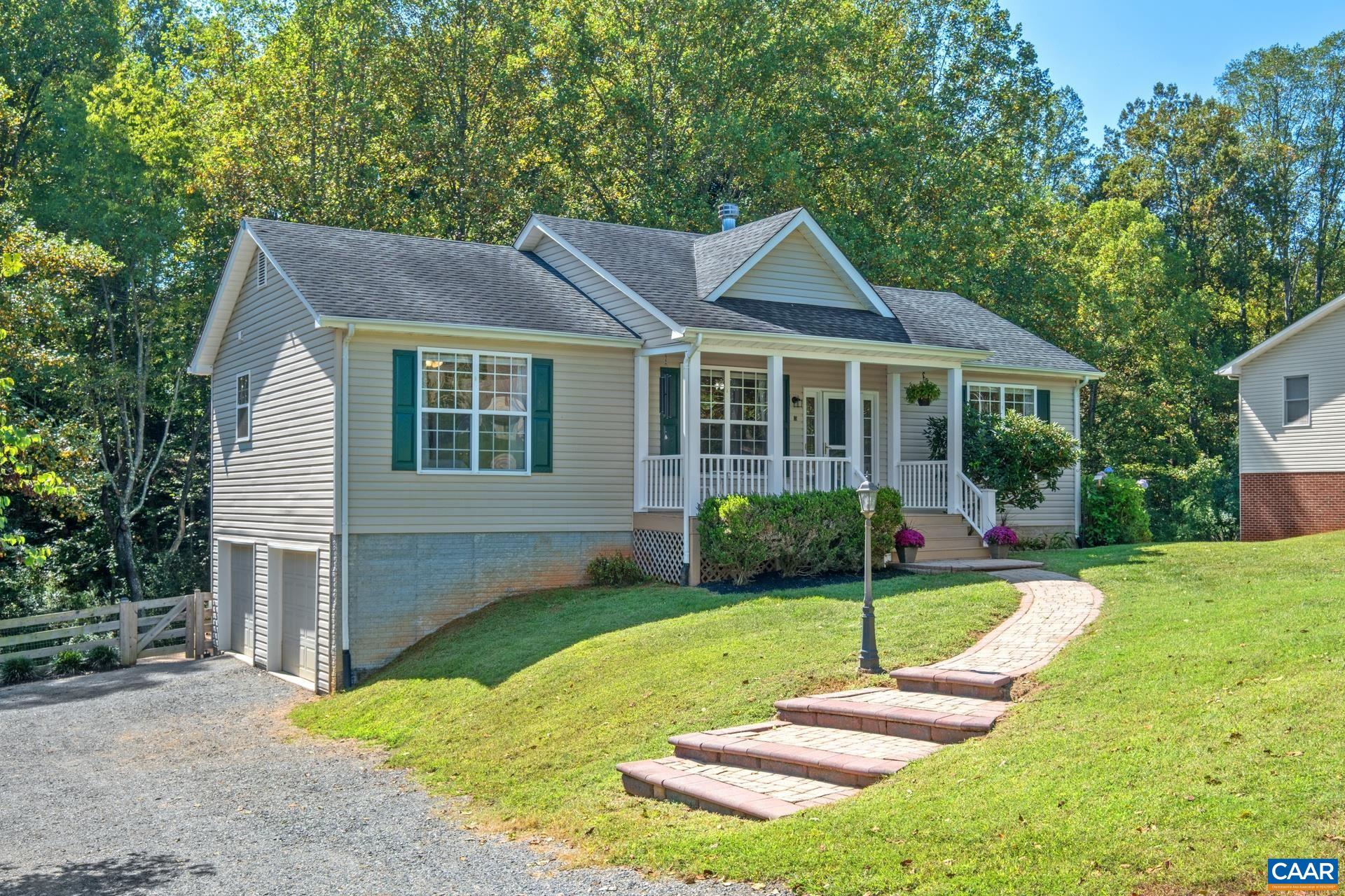 15 NARCISSUS RD