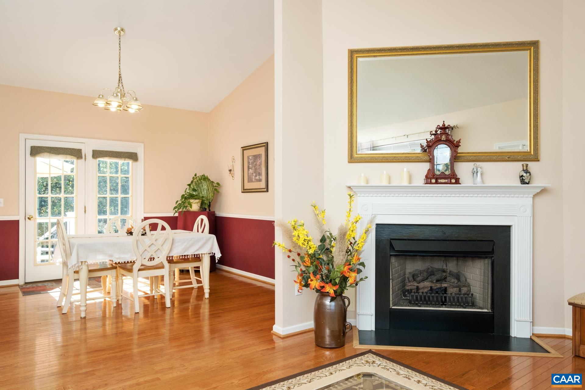 15 NARCISSUS RD