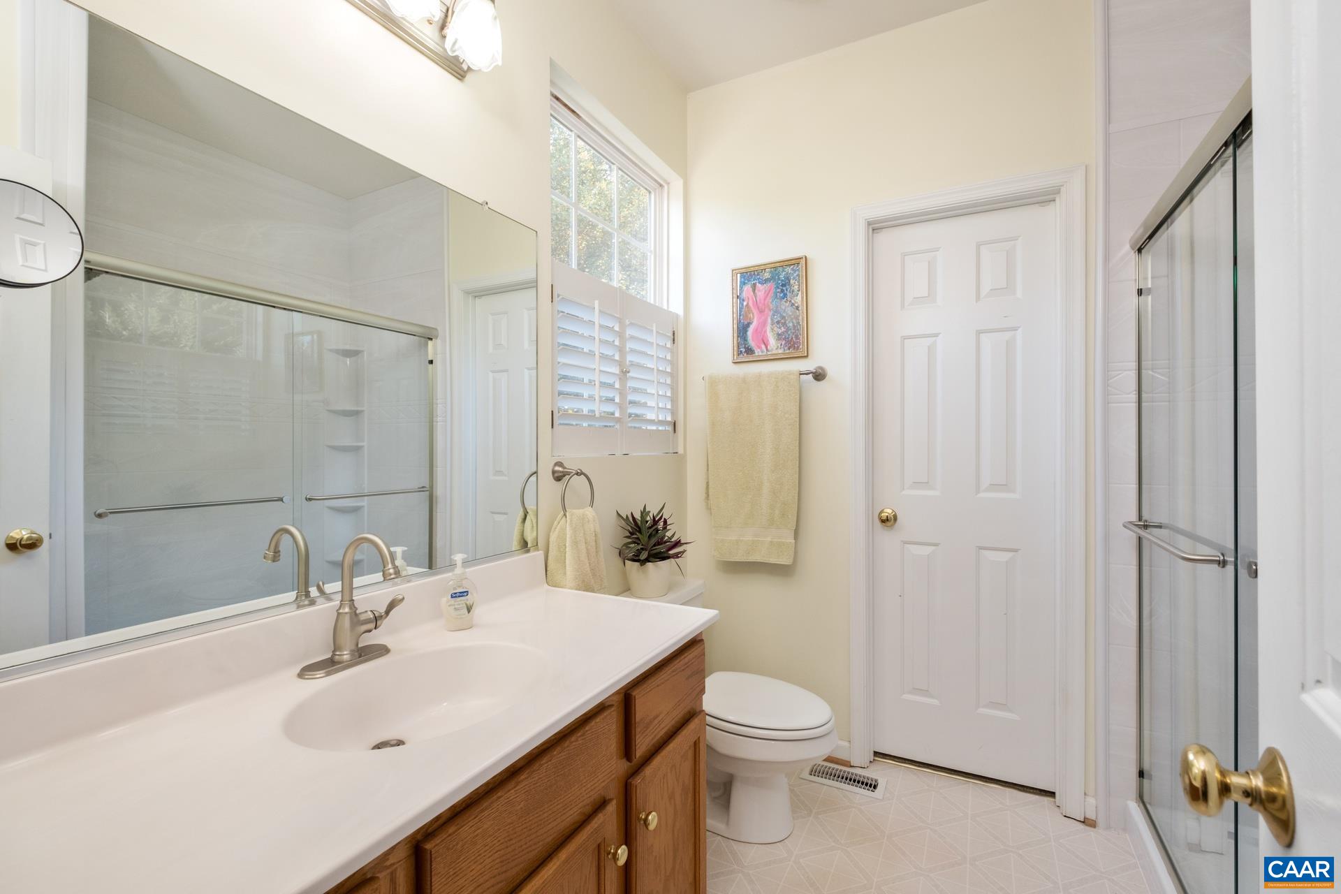 15 NARCISSUS RD