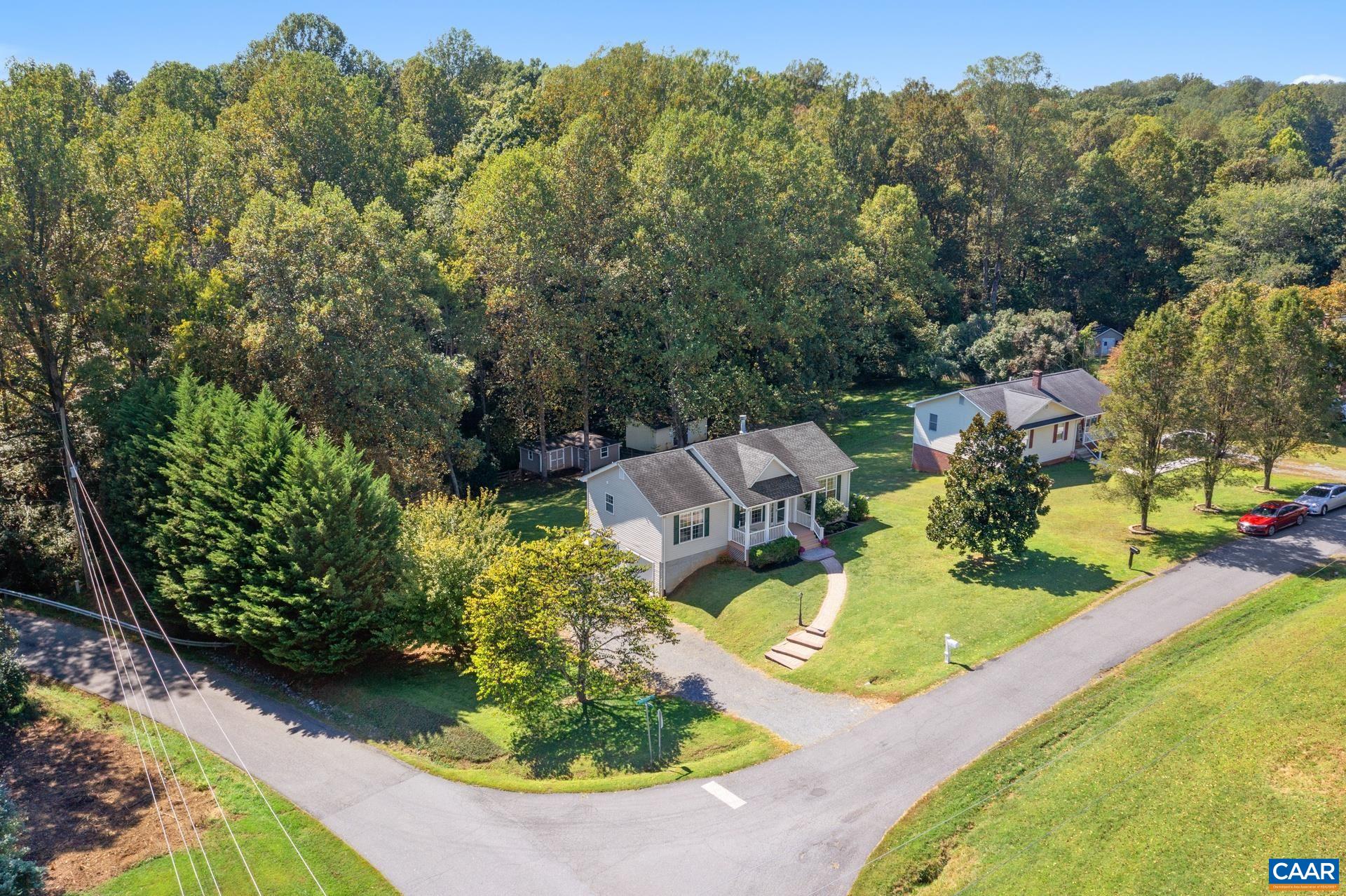 15 NARCISSUS RD