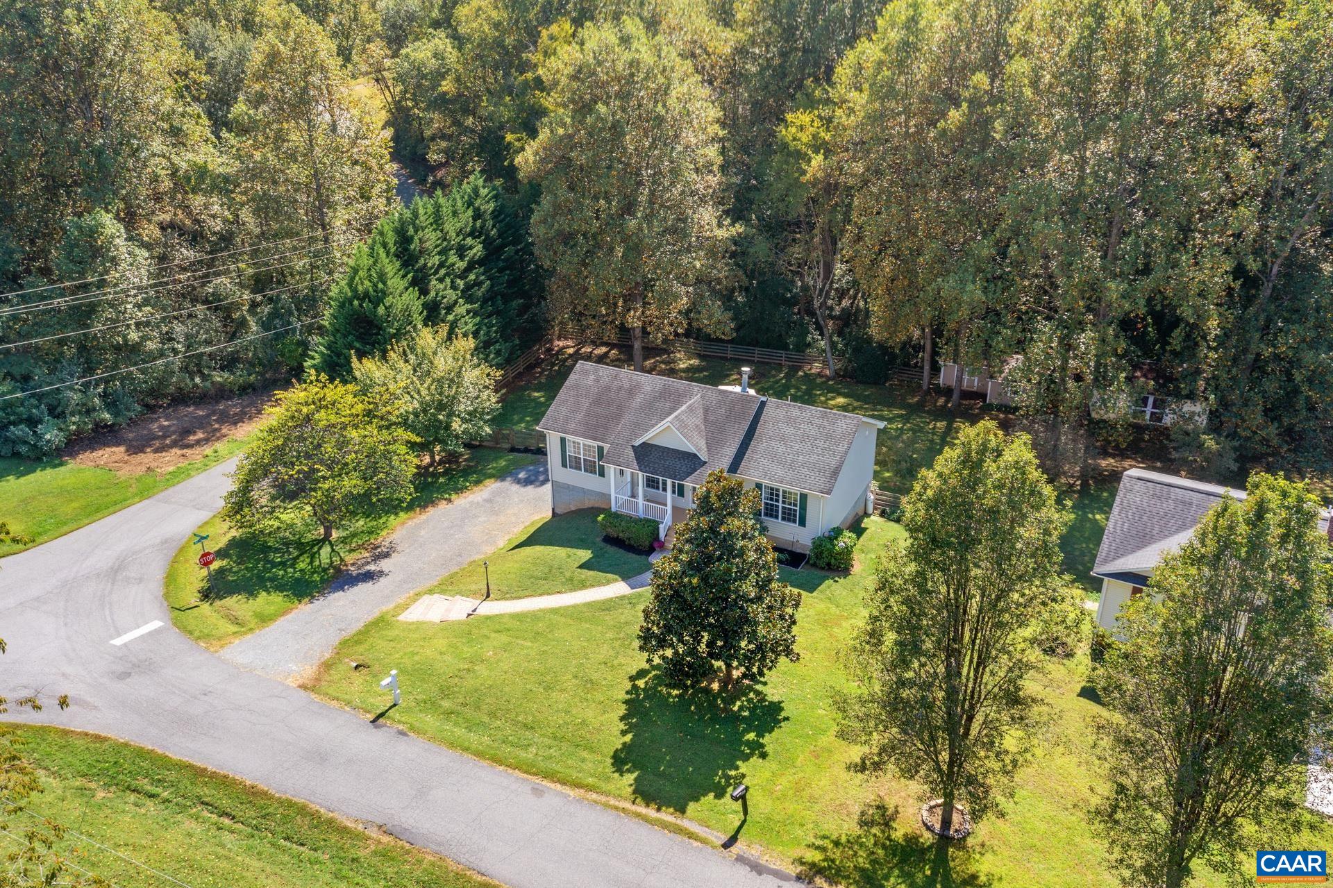 15 NARCISSUS RD