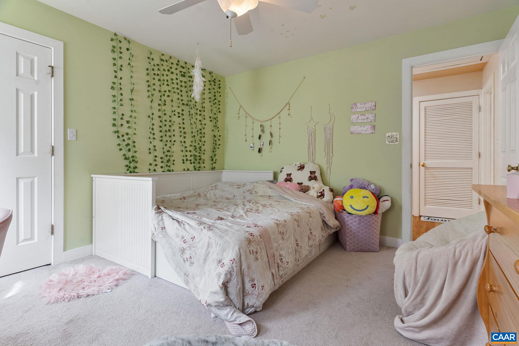 105 KELSEY CT