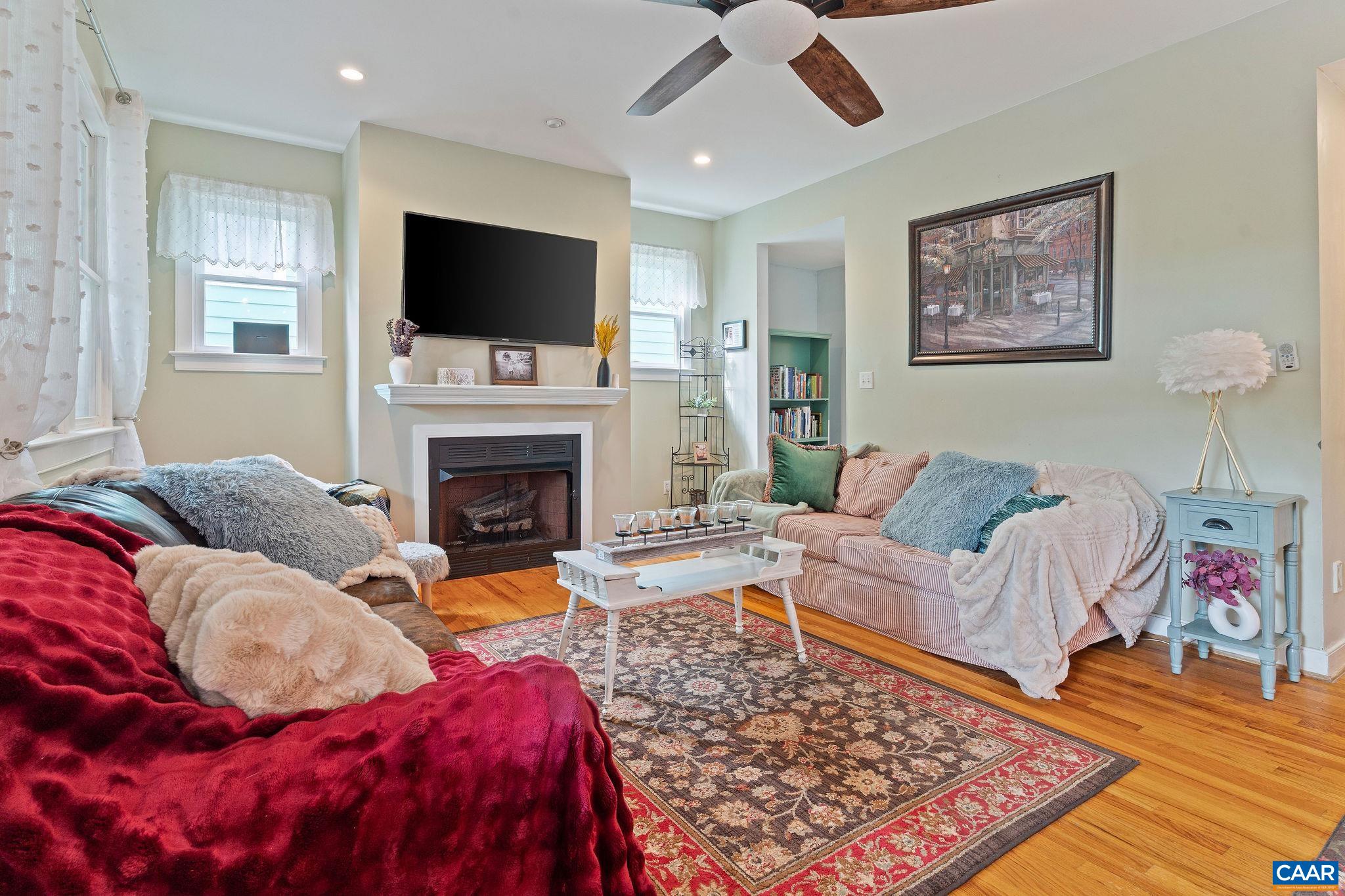 105 KELSEY CT
