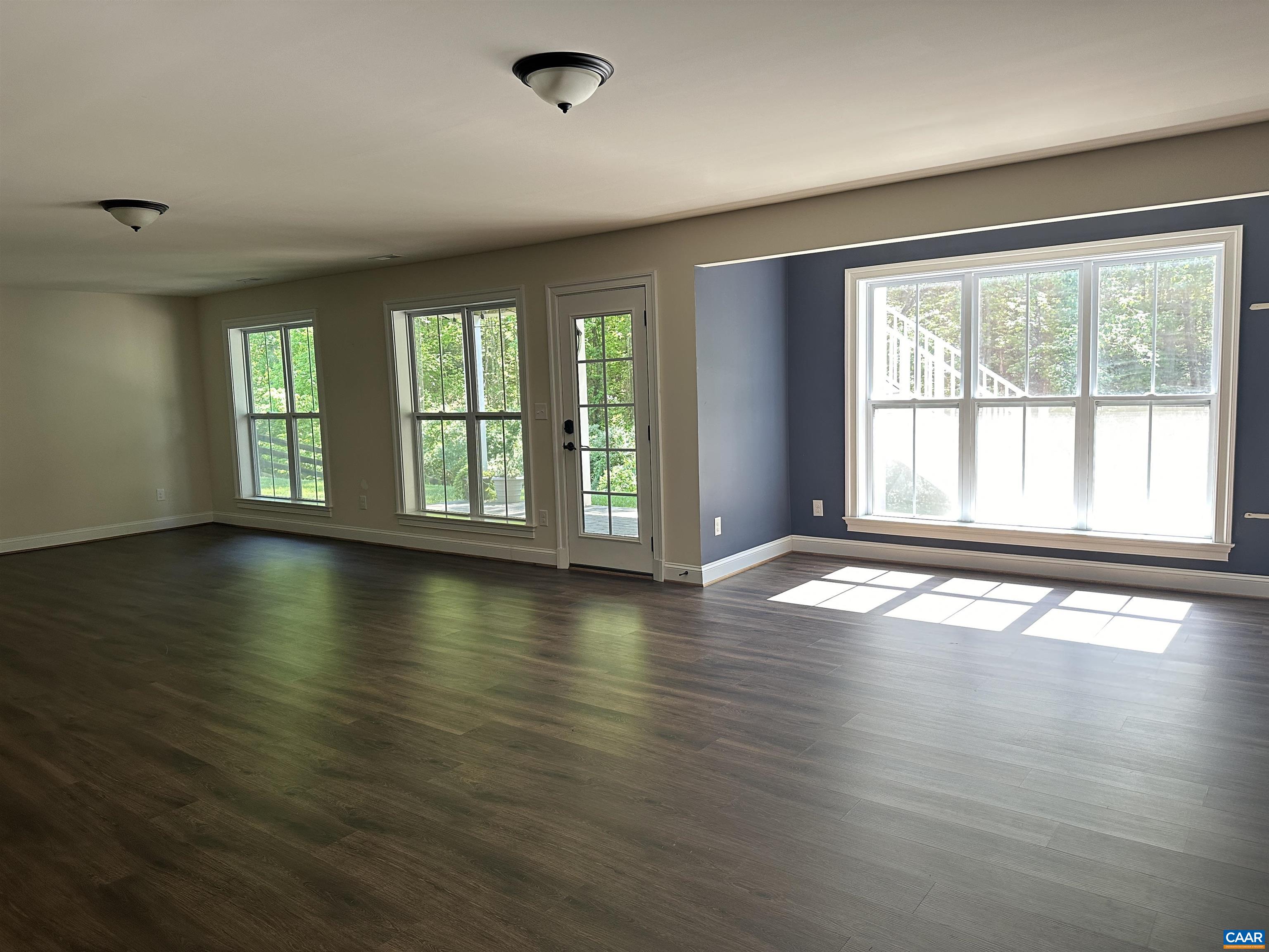 1832 HYLAND CREEK DR