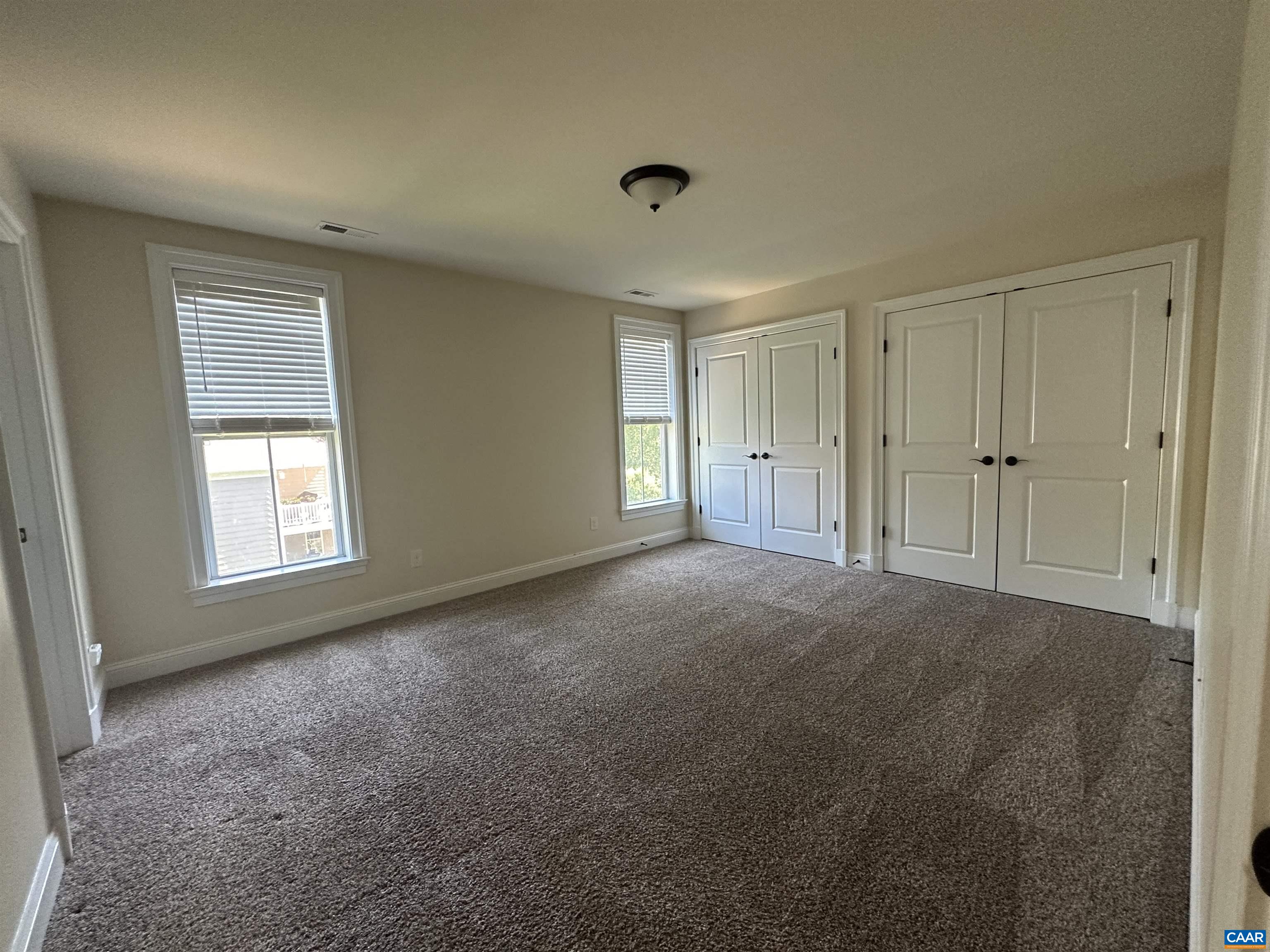 1832 HYLAND CREEK DR