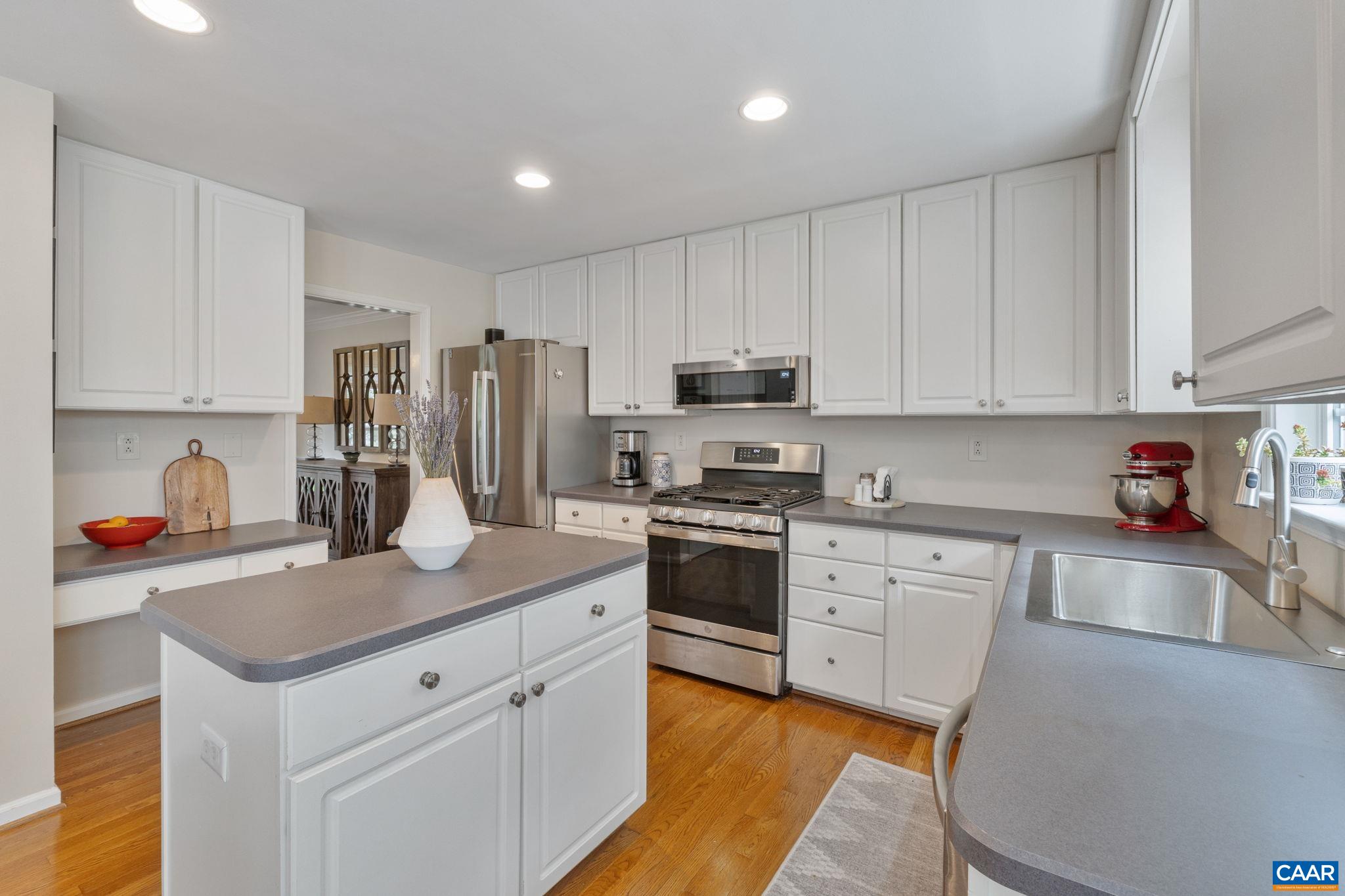 1177 RIVER CHASE RDG