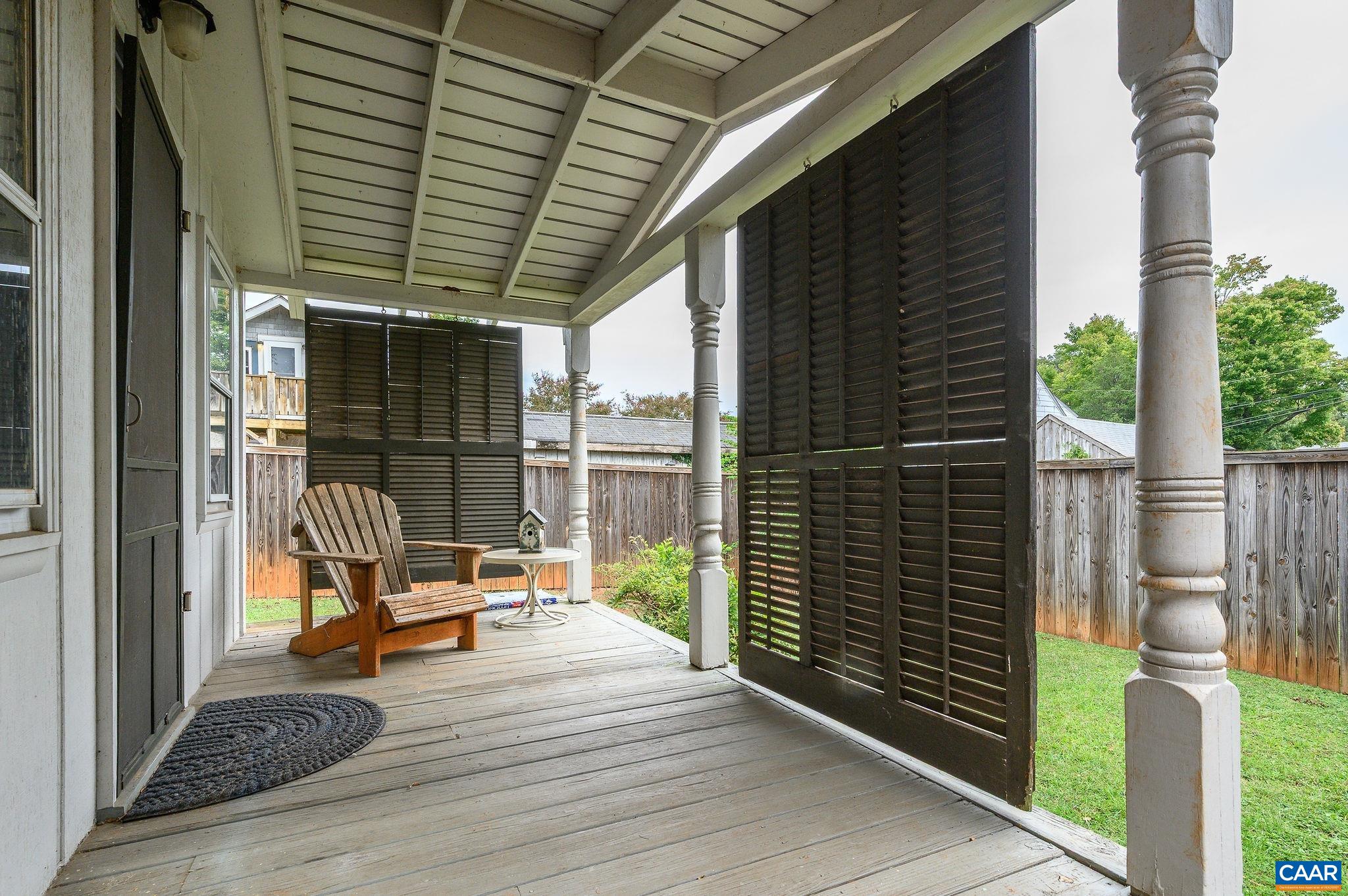 211 ROBERTSON AVE