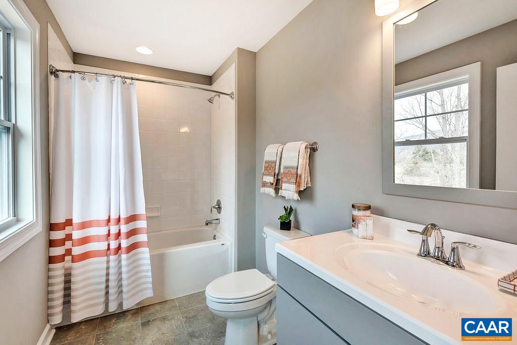 118B CLIFFSTONE BLVD