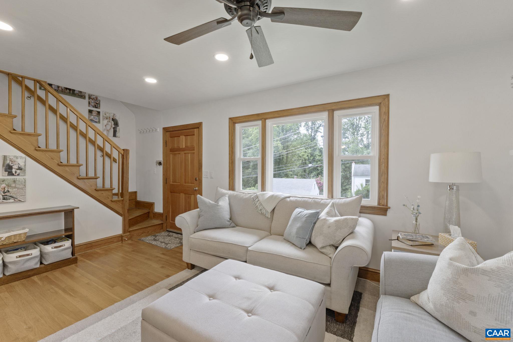 1104 FOREST HILLS AVE